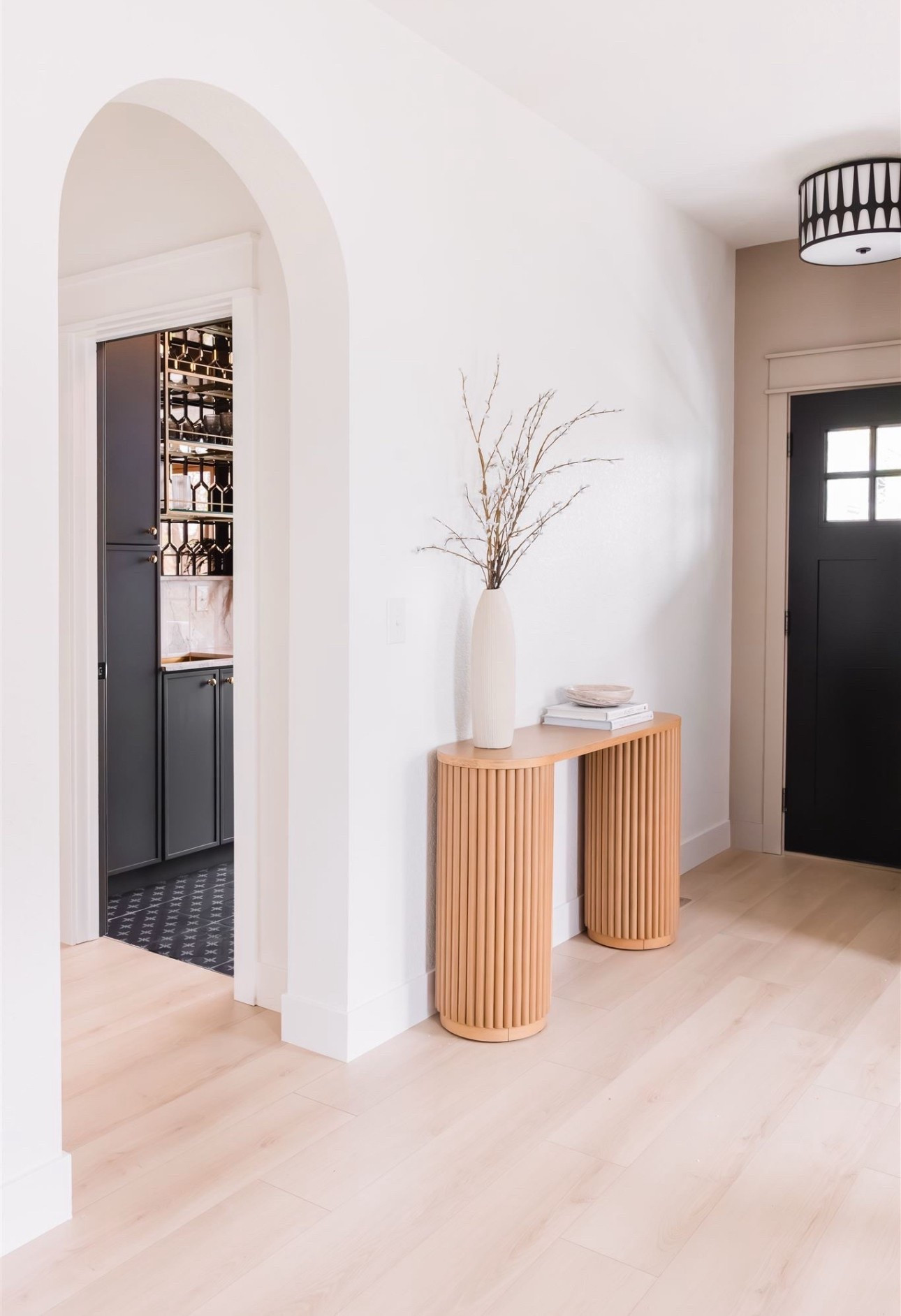 Modern organic 
Entry 
Console 
Home Decor
Neutral 


#LTKStyleTip #LTKHome #LTKOver40