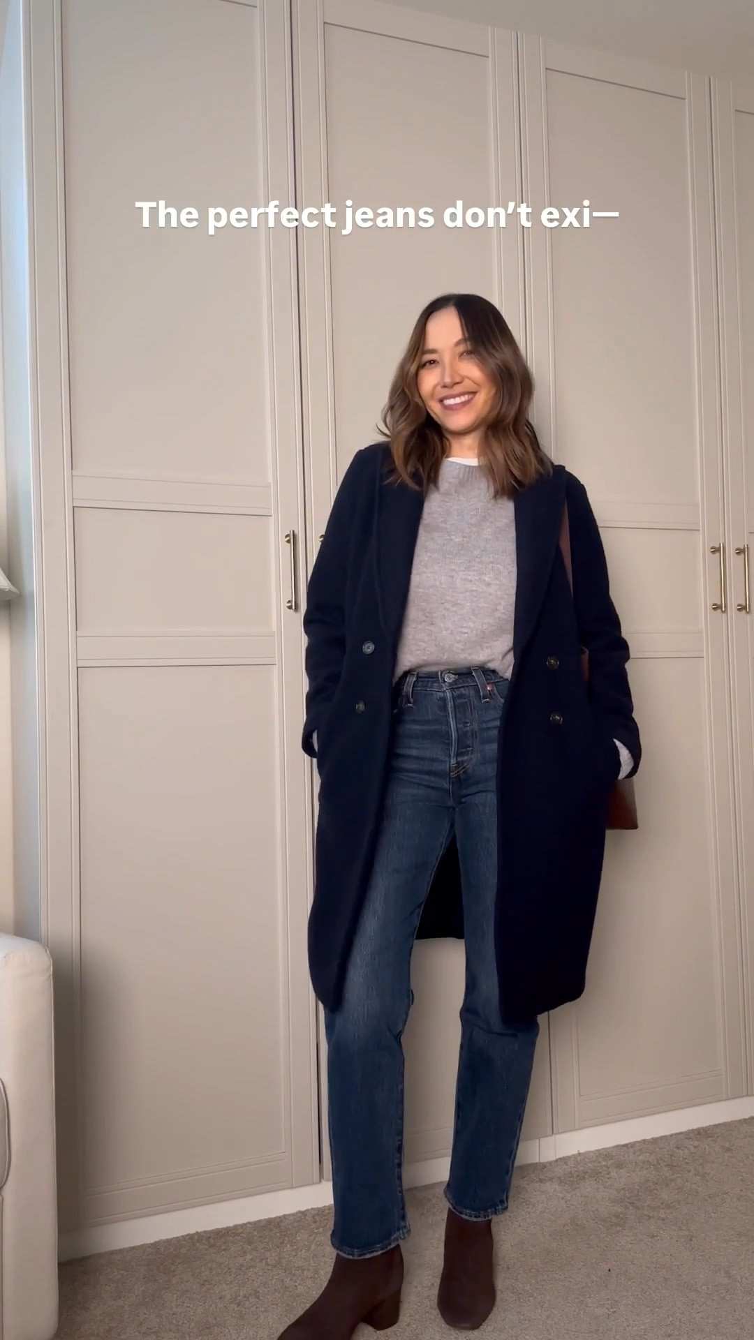 A perfect classic straight leg jean — Levi’s wedgie straight 

Wearing color indifferent indigo, length 28” for full length. On sale! 



#LTKootd #LTKSaleAlert