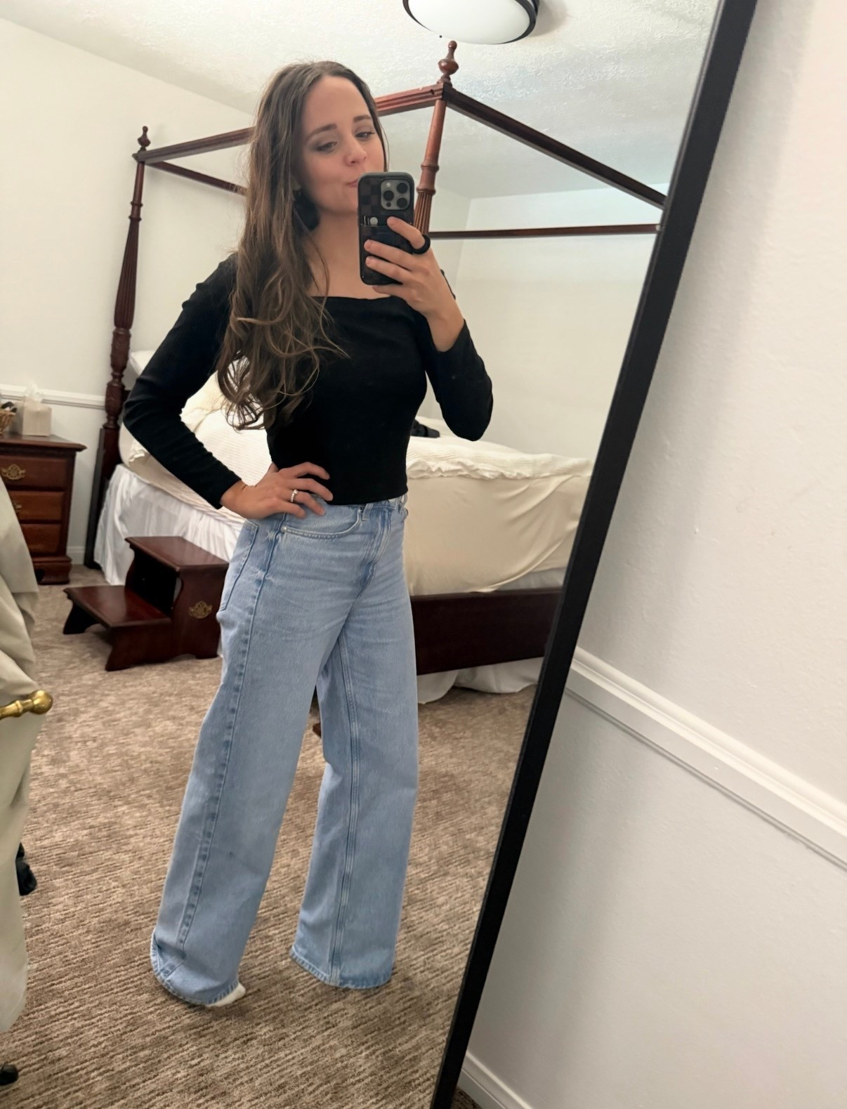 Another outfit from H&M! Love these jeans! 

#LTKgrwm #LTKootd #LTKActive