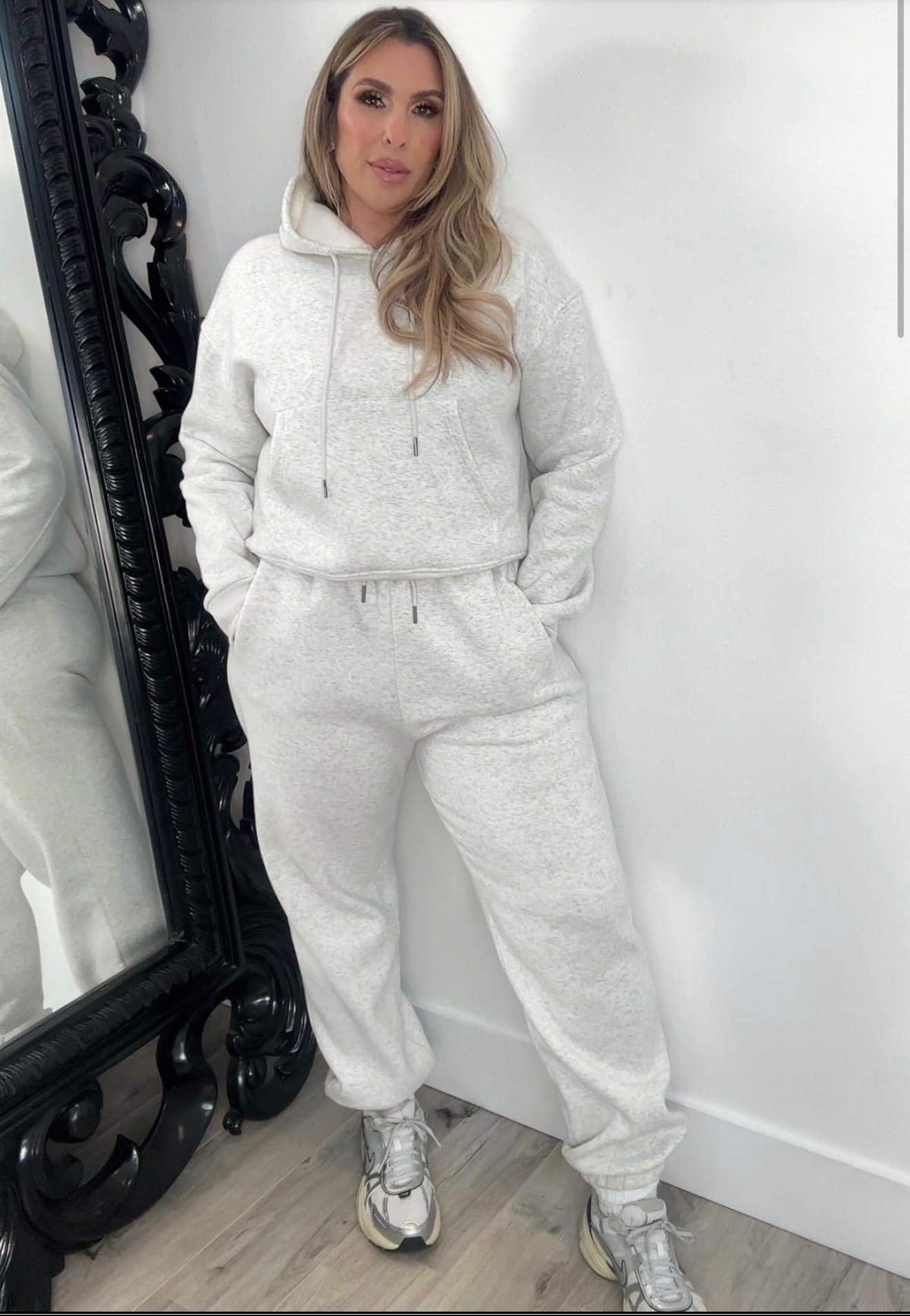 Fav Amazon Sweat Set
size XL. Great quality & Fit



#LTKStyleTip #LTKMidsize #LTKTall