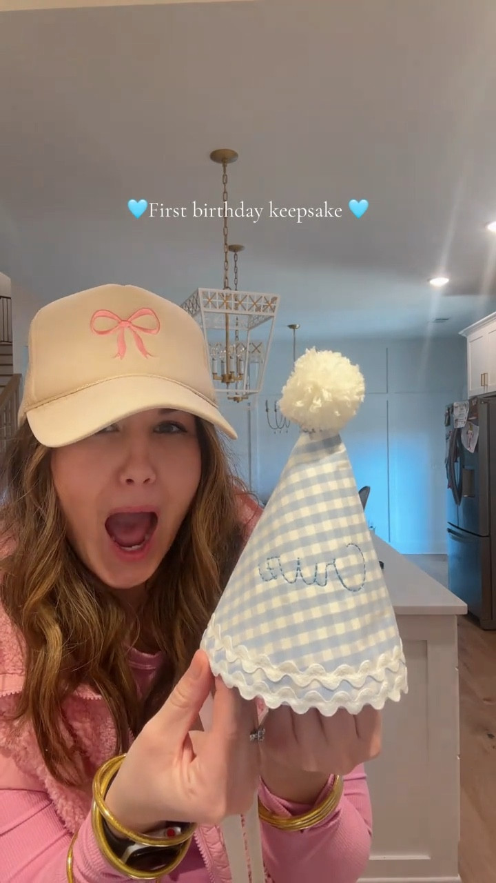 First birthday keepsakes!

#firstbirthday
#babysfirstbirthday
#oneyearold
#birthdayideas
#firstbirthdayparty
#milestonebirthday
#birthdayinspo
#babybirthday
#babykeepsakes
#memorykeeping
#keepsakeideas
#babybook
#babybox
#babytreasures
#mommemories
#sentimental
#memorymaker
#keepsake


#LTKmomlife #LTKKids #LTKBaby