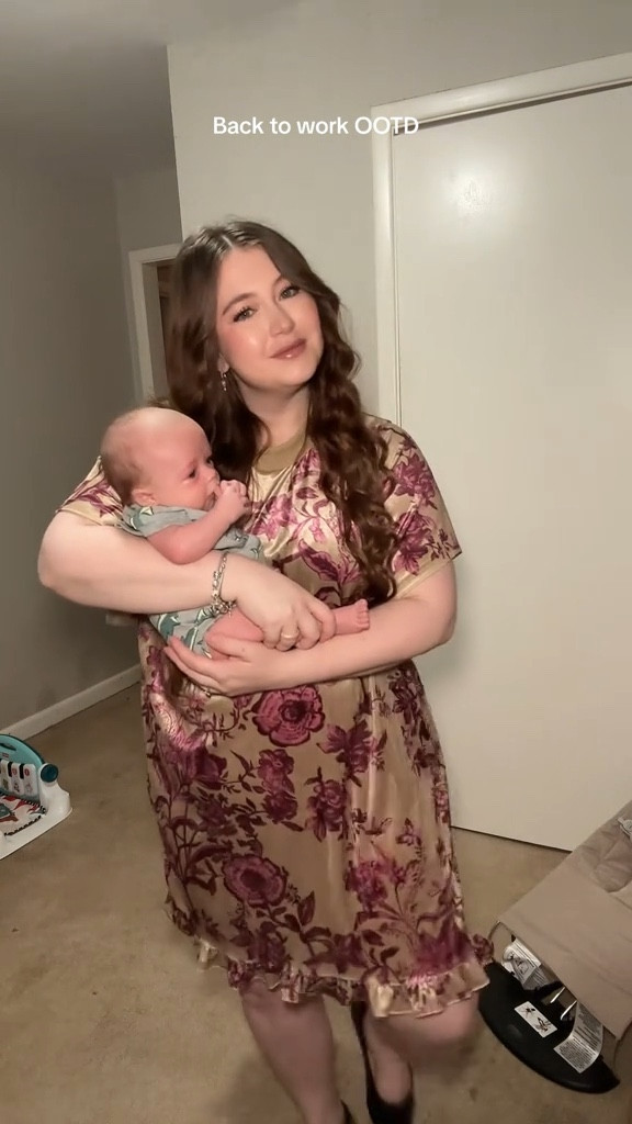 Back to work ootd 

#LTKStyleTip #LTKWorkwear #LTKMidsize