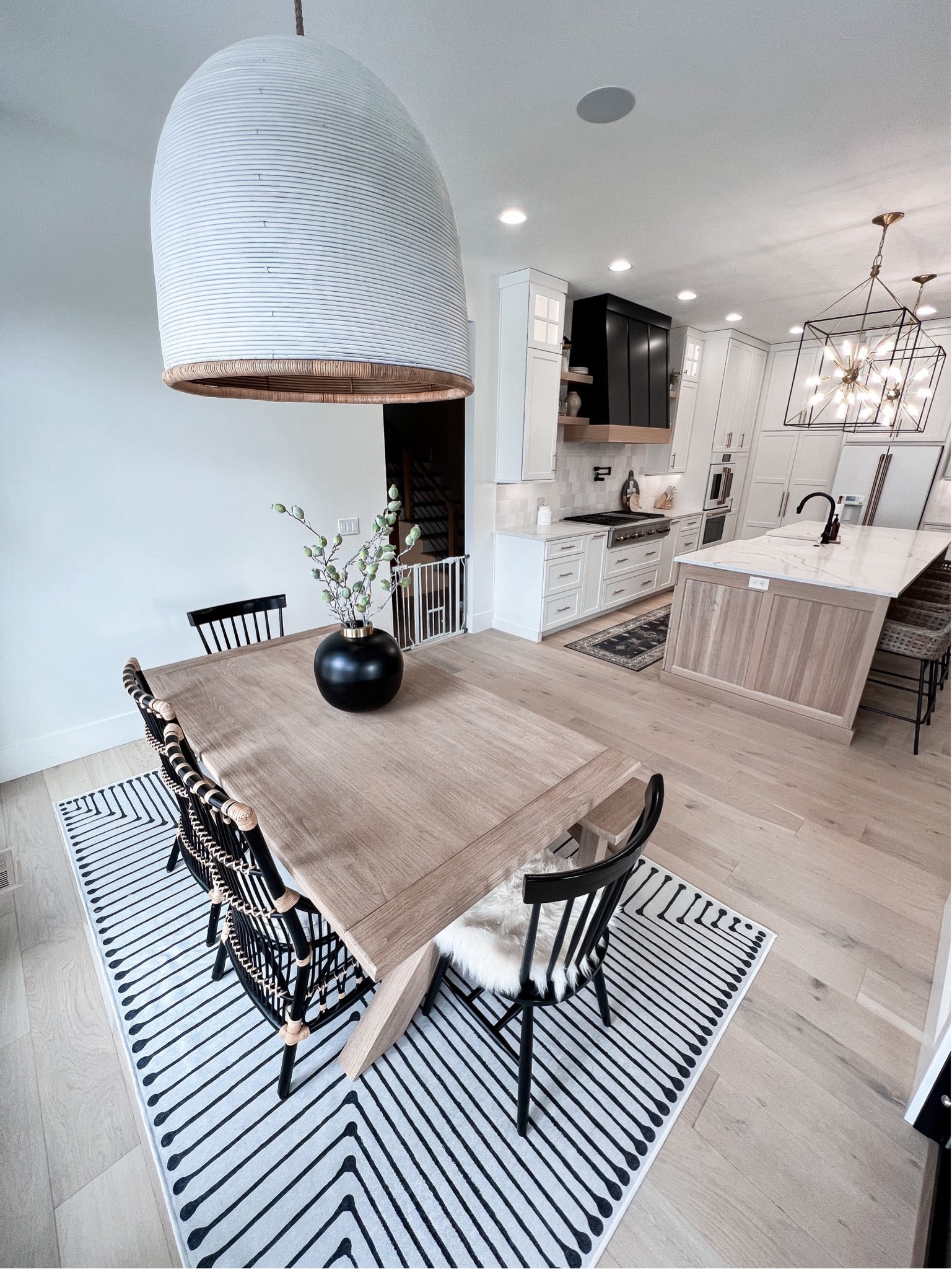 Kitchen decor | dining room decor | home decor | ruggable rugs code jenagreen10  

#LTKFindsUnder50 #LTKFindsUnder100 #LTKHome