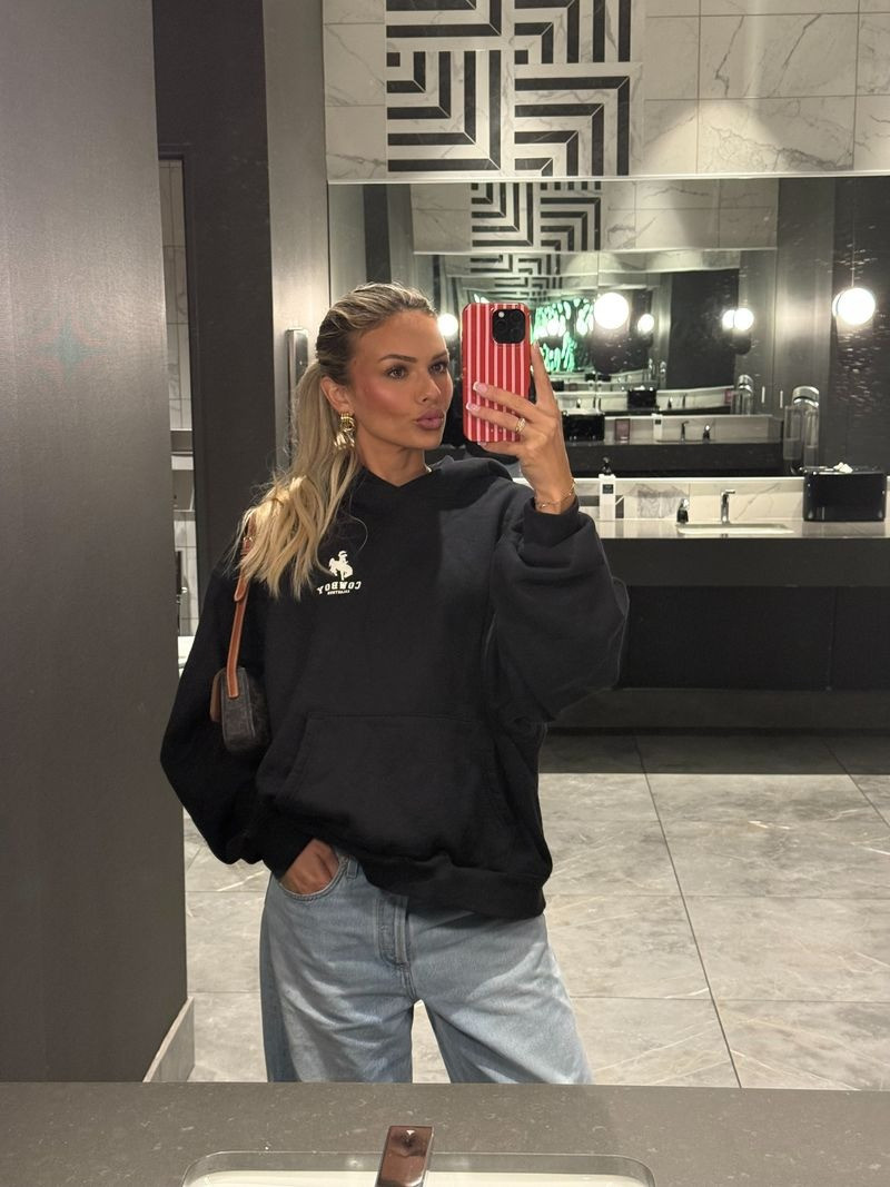 strawberry jam phone case <3 

 