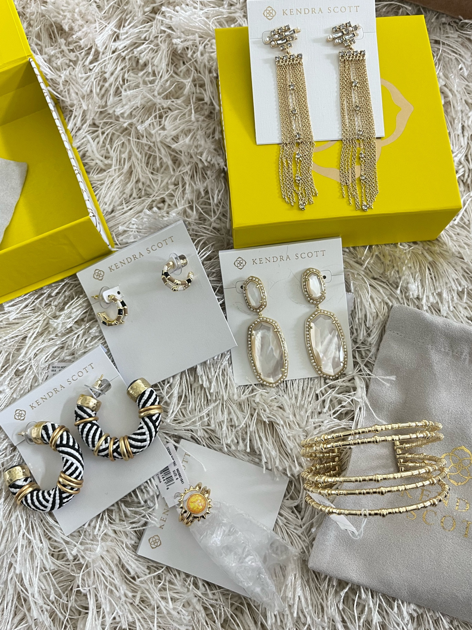 Kendra Scott jewelry


#LTKunder100 #LTKsalealert #LTKwedding