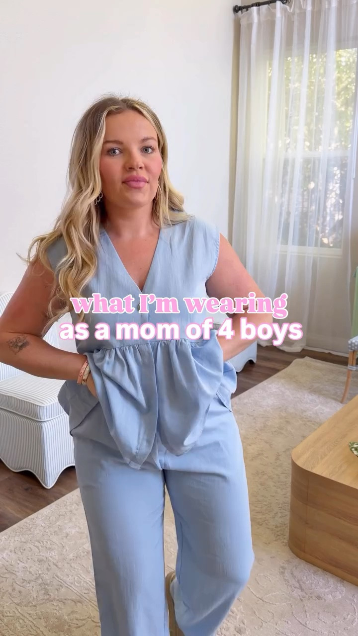 🤍 the cutest but still comfy set??🤩👏🏼 I swear a matching set is the ultimate mom hack for looking and feeling put together! 🙌🏼 this one comes in more colors too- I’m wearing a medium! #momoutfits


#LTKSeasonal #LTKMidsize