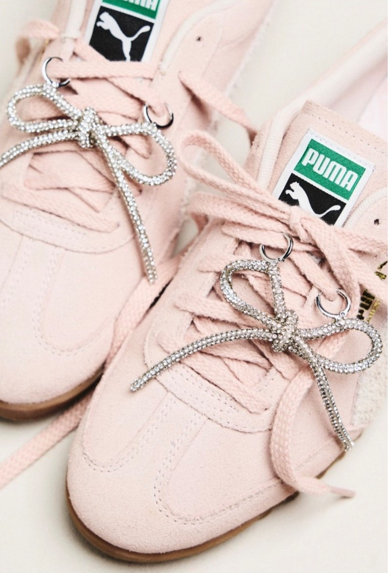 ANTHROPOLOGIE
🤍
Rhinestone Bow Shoe Charms - On sale for $12.95 for the pair

These are so cute! Would make a great Valentine’s Day gift. 

#LTKFindsUnder50 #LTKActive #LTKSaleAlert