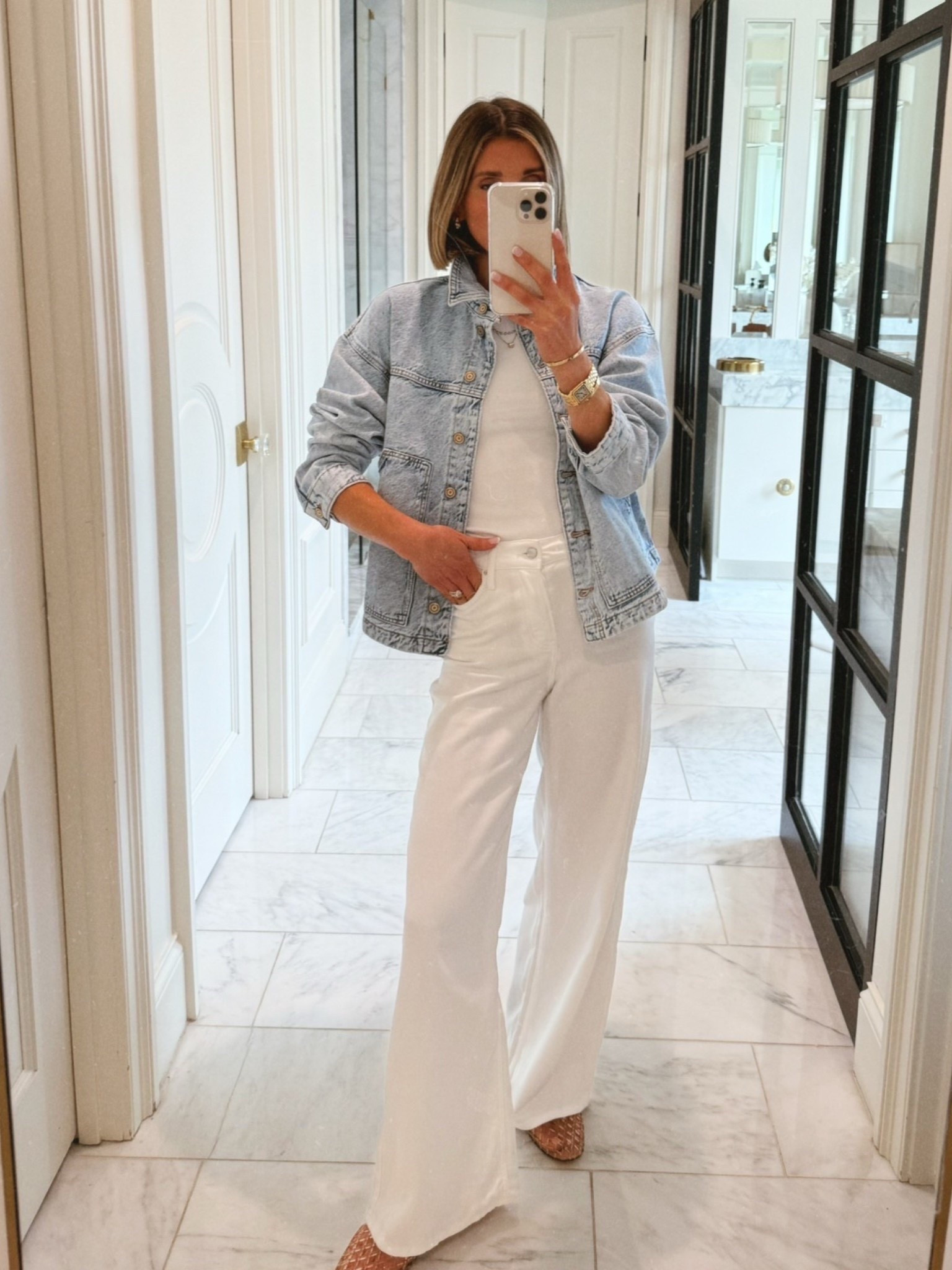 New arrivals at @Zara for spring. I'm wearing size small in top and size 2/25 in bottoms.


#LTKootd