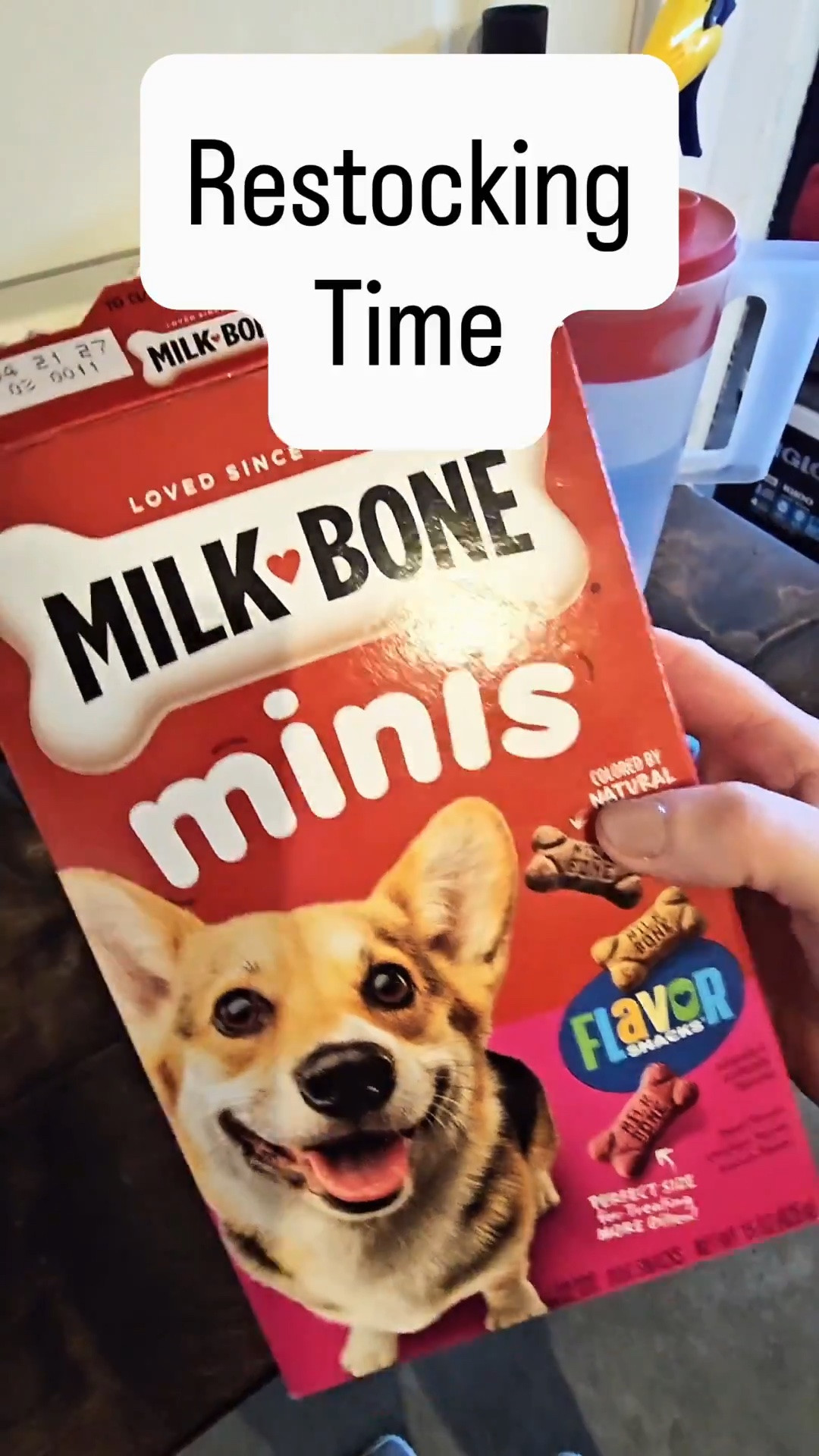 Dog Treat Restock & Kitchen Organization

Restocking my favorite puppy essentials! Today I'm organizing our pet pantry and dumping these classic Milk-Bone Minis Flavor Snacks dog treats into a fresh, airtight storage container. Keeping dog food and pet treats sealed is a total game-changer for keeping them fresh and clutter-free!

If you're looking for aesthetic kitchen organization ideas, pantry storage solutions, or just the best treats for your furry best friend, I’ve linked everything right here. These mini dog treats are the perfect size for training or everyday rewards!

Milk-Bone Minis Flavor Snacks Dog Treats

Airtight Pet Food & Treat Storage Container

Clear Pantry Organization Bins

#DogTreats #PetOrganization #PantryRestock #RestockVideo #KitchenOrganization #HomeOrganization #DogEssentials #PuppyFinds #AestheticHome #LTKhome #LTKpet #OrganizedHome #AsmrRestock 

 #LTKdayinmylife #LTKSaleAlert