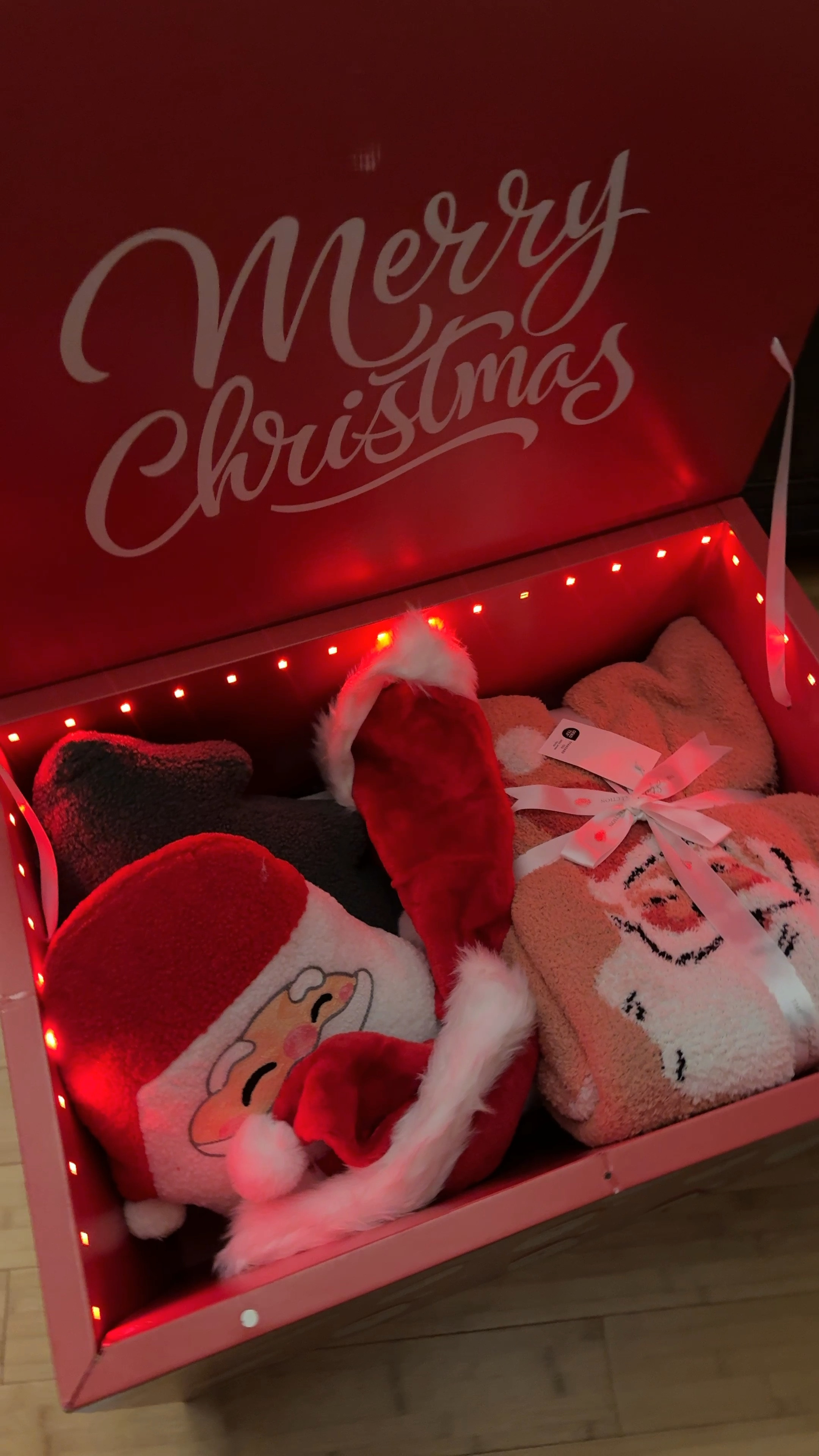 Shop Amber Massey x The Styled Collection Christmas collab! 😍🌲 USE CODE: HOLIDAY10

#LTKVideo #LTKHoliday #LTKSeasonal