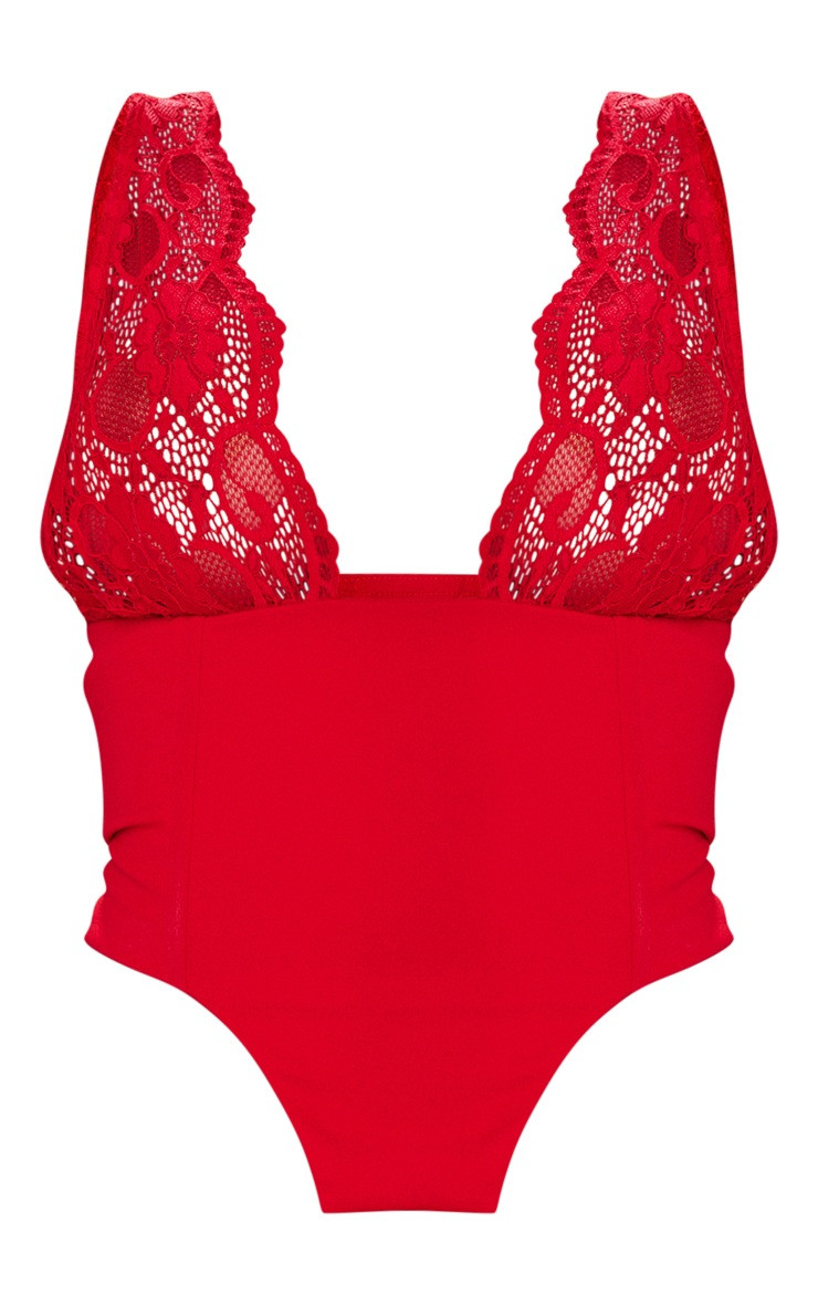 Shape Red Lace Cup Detail Corset | PrettyLittleThing US