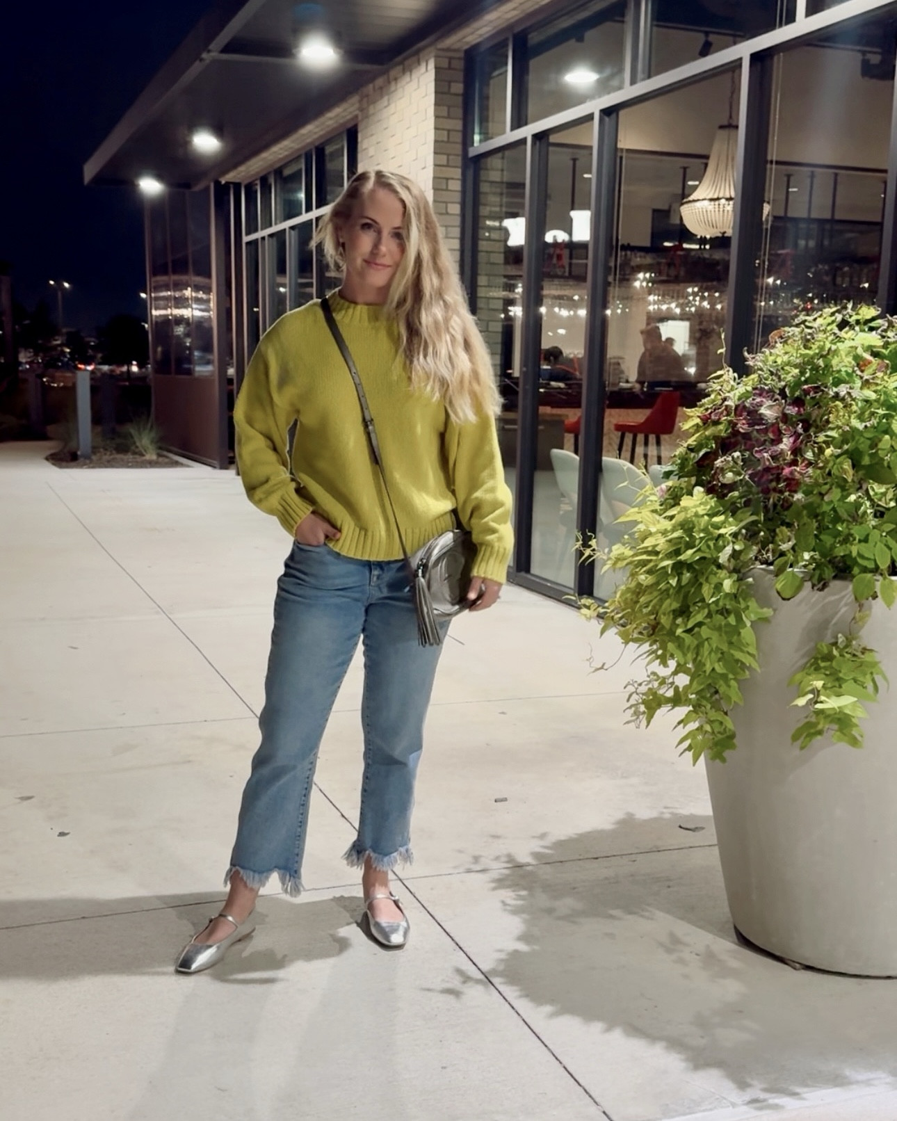 #datenight 🍕

#LTKShoeCrush #LTKFindsUnder50 #LTKStyleTip