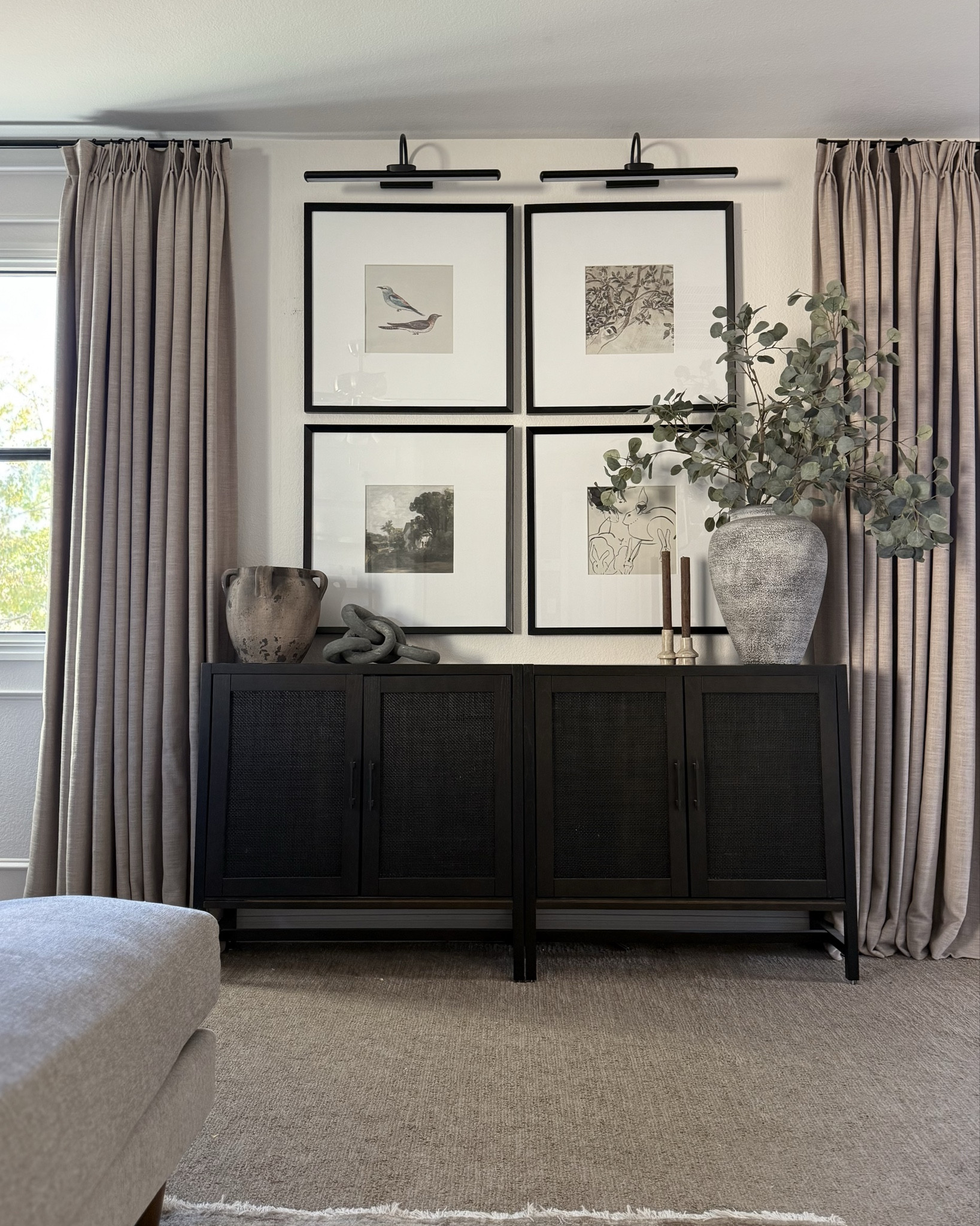 Last looks at these spring prints before I change them to a summer vibe ☀️

Picture frames 
Digital art
Gallery wall

#LTKFindsUnder50 #LTKHome #LTKFindsUnder100