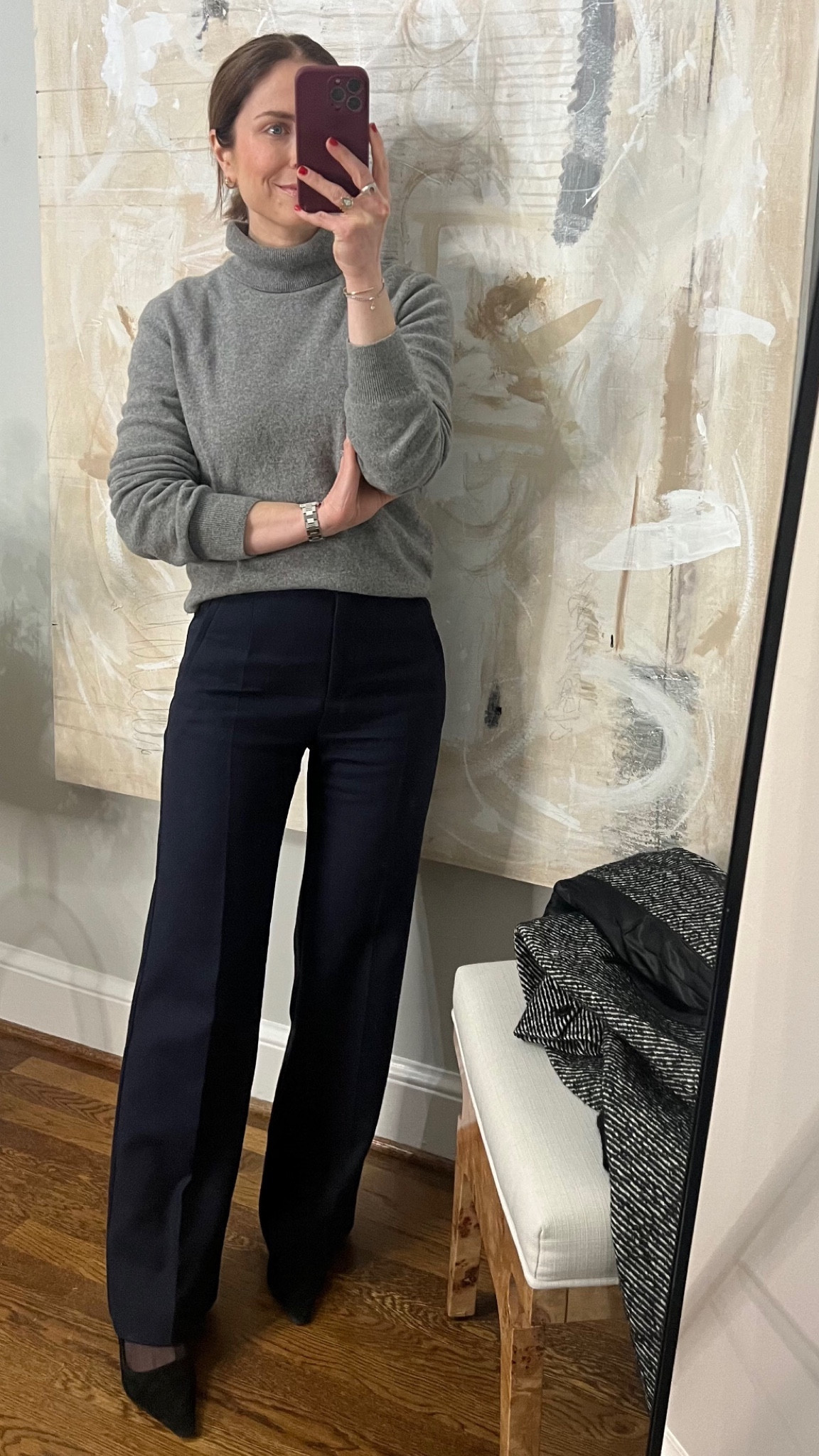 Gray roll neck ALIGNE code Kelly-20
Black suede slingback heels Sam Edelman 

#LTKworkwear #LTKshoecrush #LTKstyletip