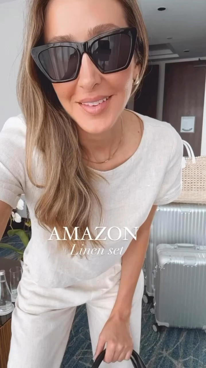 Amazon linen set that is comfortable and it looks chic 
Runs tts .
Wearing a size small 

#LTKOver40 #LTKVideo #LTKSeasonal