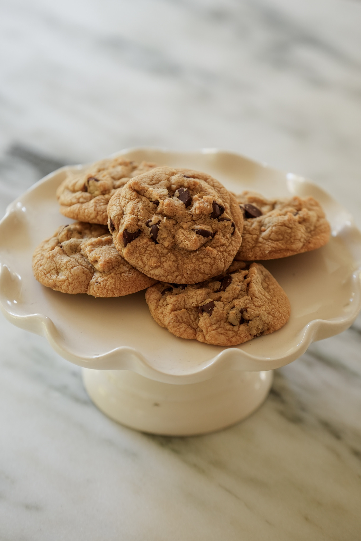 It's the season for cookie swaps and parties. We're already planning what we'll be making for our own cookie swap and we're using Wayfair to make sure we can plate and decorate the cookies so that they're the prettiest of the bunch. @wayfair’s Black Friday event starts NOW! Everything is up to 80% off with free shipping! 


Cookies look extra special when you give them a little platform to sit on, like a cake stand or a tiered platter. Alternatively, bringing them in a seasonal tin is a great way to make them pop with color. Wayfair has so many amazing options no matter how you want to transport and display your goodies! @Wayfair #Ad #WayfairPartner #PaidLink 

 