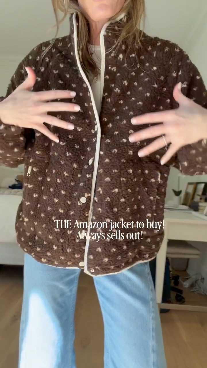 I sized up to a M for a boxy fit!