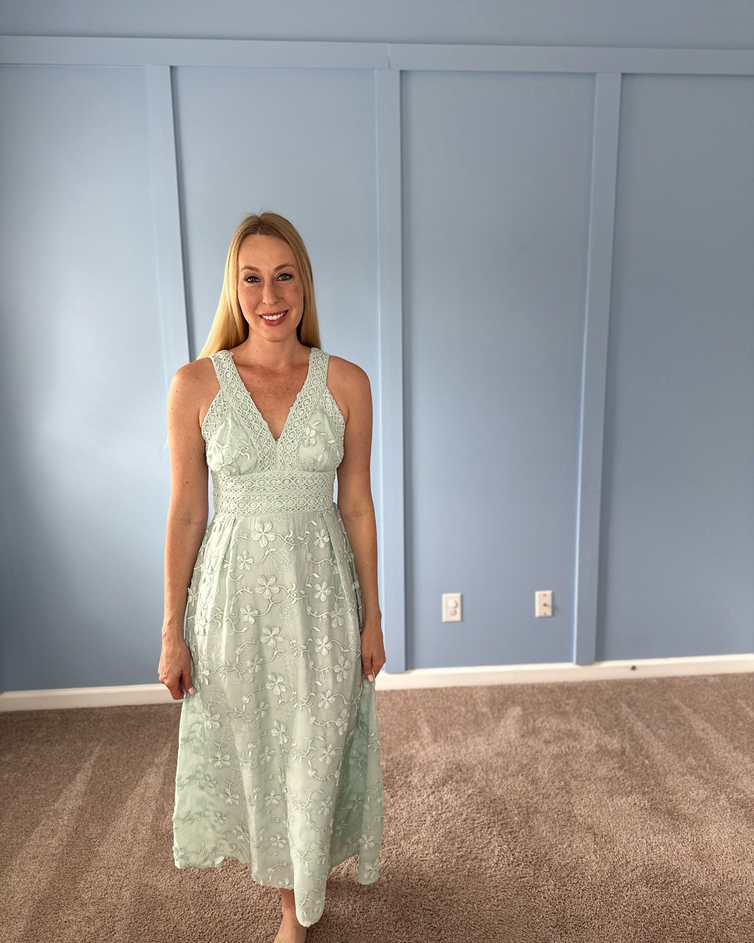 Embroidered sea green midi dress 
👗 a beautiful option for summer weddings guests 
Wearing size small, fits tts