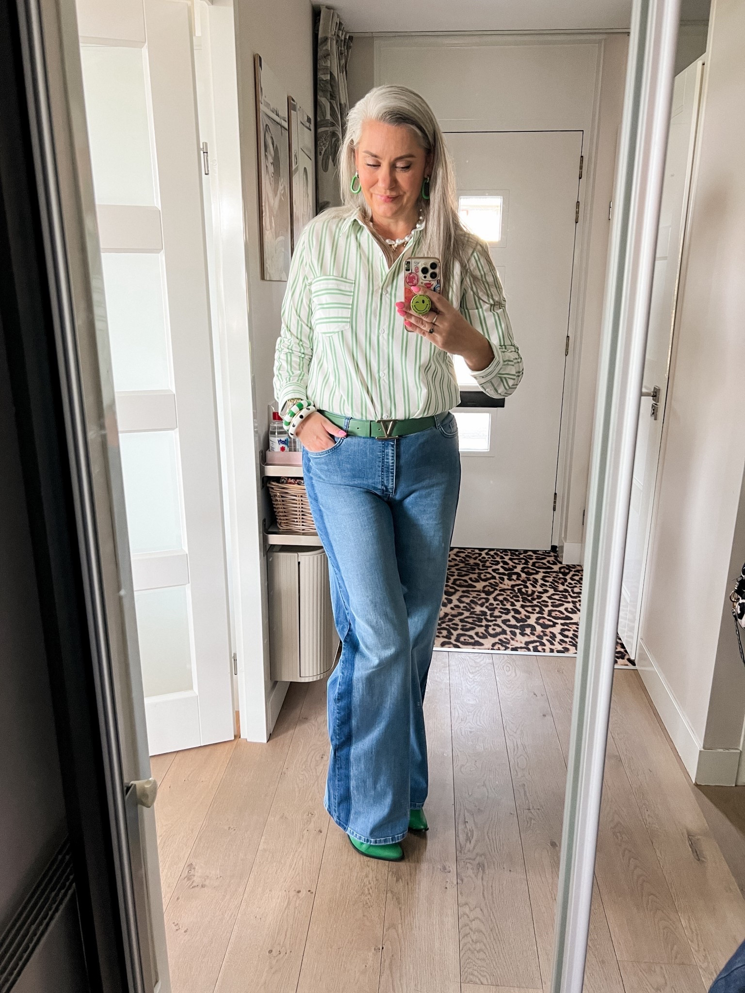 OOTD - Vrijdag. Groen gestreept overhemd en wide leg jeans in twee kleuren zijn beide van Miss Etam nieuwe collectie. A.s. donderdag meer hierover. 



#LTKTall #LTKMidsize #LTKootd