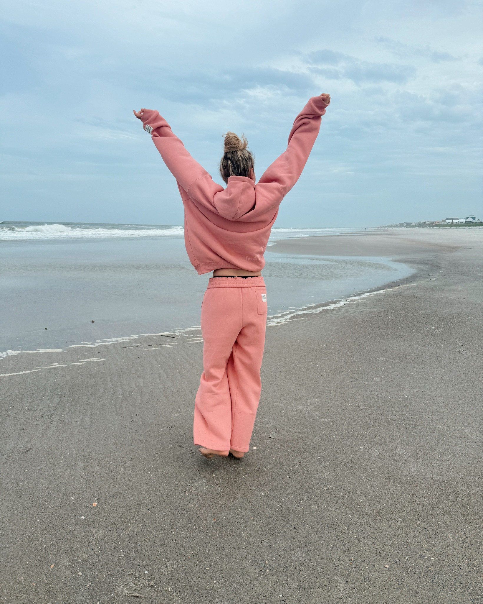 🫶🏼 you matter #comfrt

#LTKFindsUnder100 #LTKSaleAlert #LTKSummerEdit