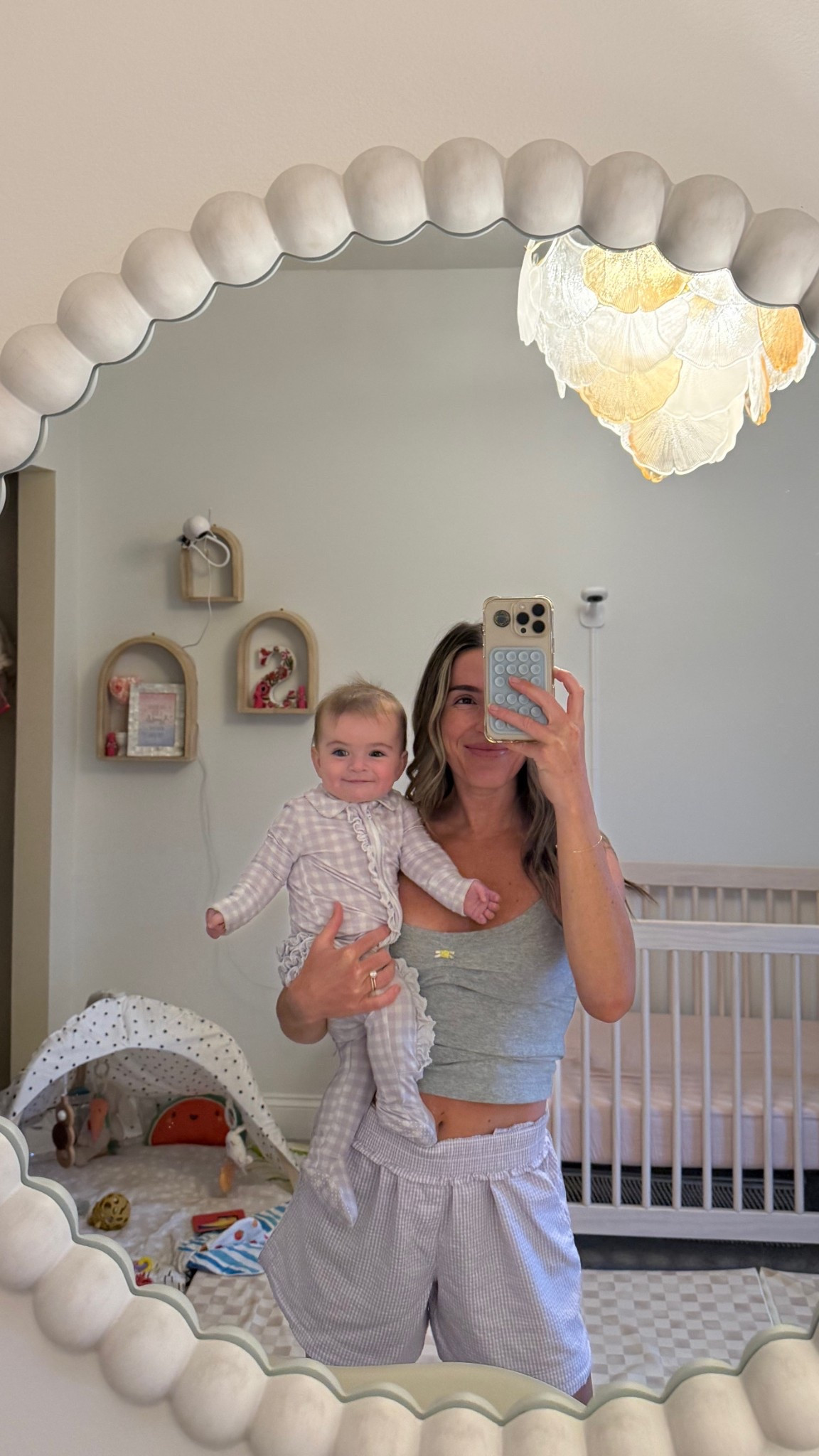 I’m 5’2” in small shorts + XS tank! 