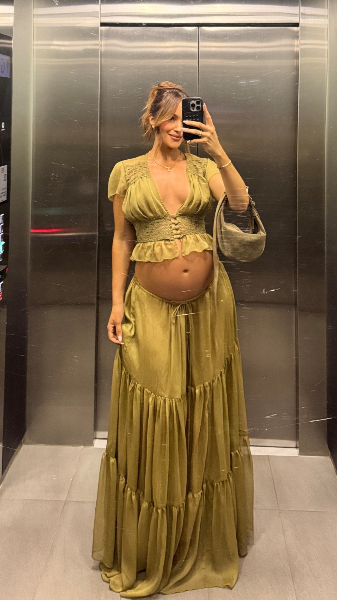 A dreamy set that’s bump friendly - but I also can’t wait to wear it post pregnancy. 

#LTKsummer #LTKmaternity #LTKaustralia