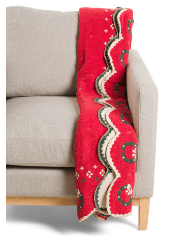Scalloped Wreath Chenille Throw | Pillows & Decor | Marshalls | Marshalls
