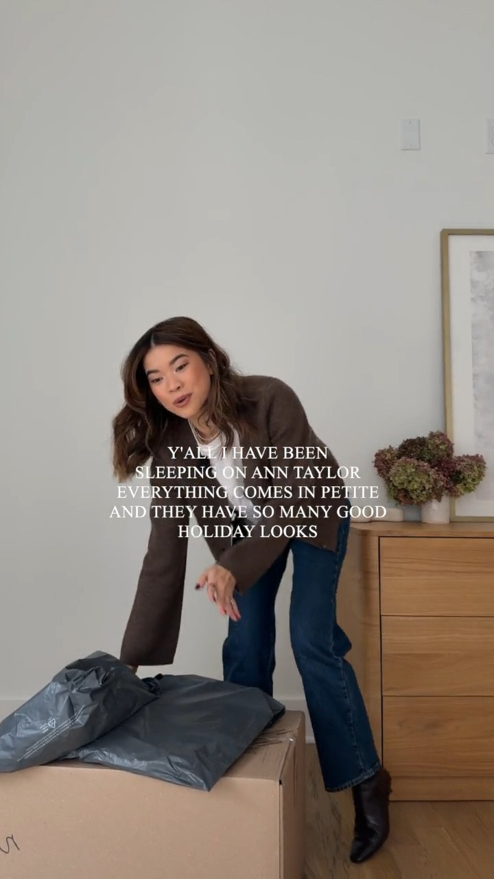 Ann Taylor Unboxing! 
Sizing info: intro outfit sweater small, blue jeans 24 petite, white tee XS, fur jacket and sweater XS, brown jeans 00 petite!

petite fashion, get dressed with me, outfit inspiration, ootd, nashville outfit, Nashville influencer, petite style, vacation style, casual outfits, mom style, petite pants, winter dress, winter outfit, fall outfit, winter pants, fall pants, fall outfit inspo, winter outfit inpso, winter outfit idea, fall outfit idea, winter top, fall top, fall style, winter style, autumn outfit, autumn outfit idea, autumn pants, fall sweater, winter sweater, autumn sweater, cozy sweater, cold weather sweater, cold weather outfit, winter bag, winter purse, denim, jeans, fall denim, fall jeans, fall jacket, jacket, winter jacket, winter coat, ann taylor, fur coat, 

 

#LTKPetite #LTKSeasonal #LTKHoliday