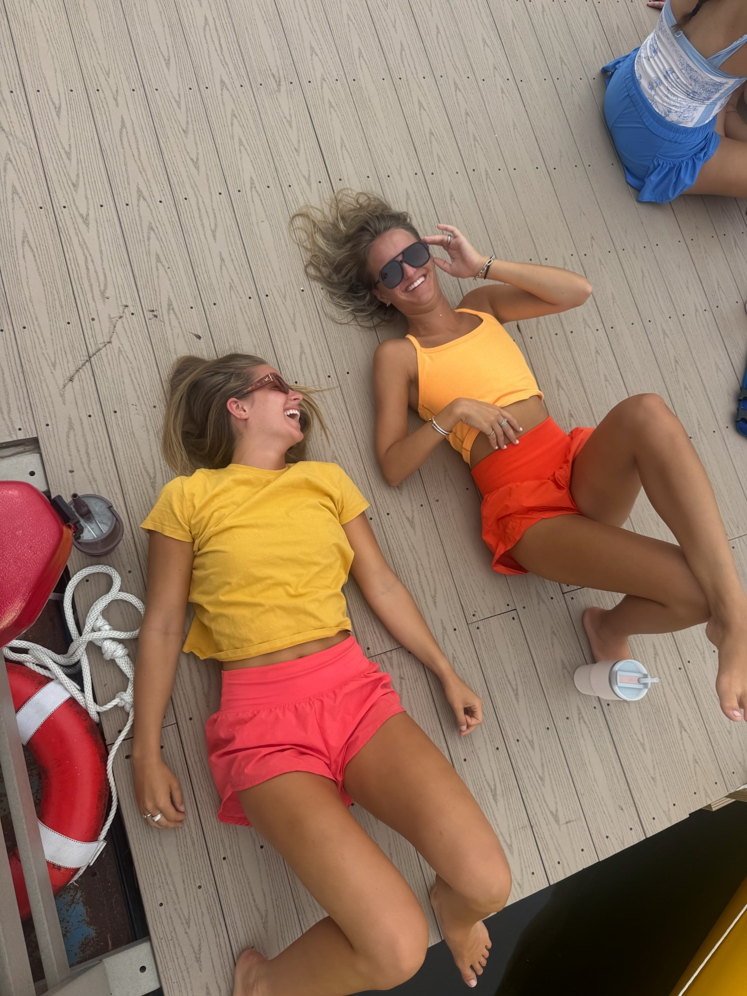 obsessed w this orange combo