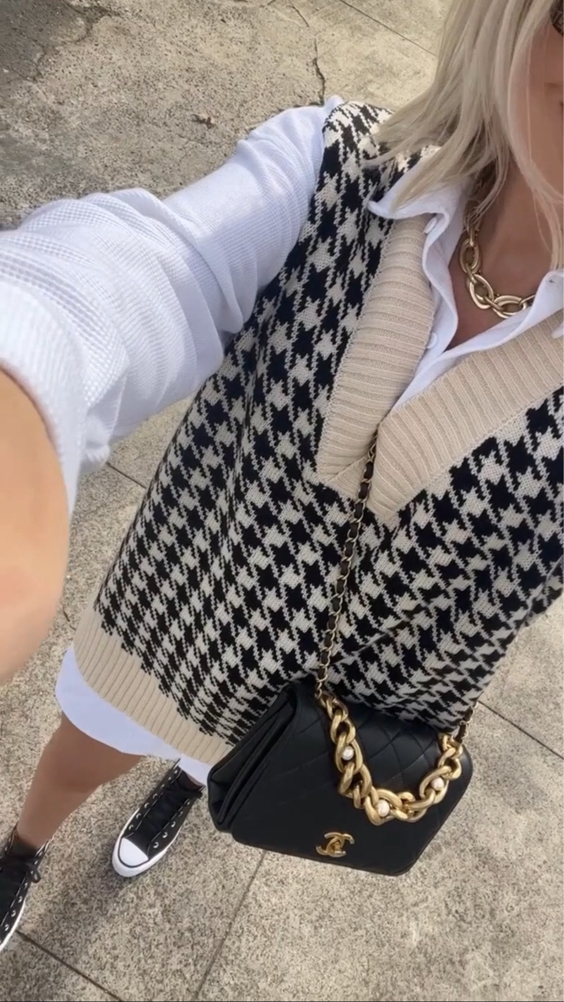 Amazon sweater vest fall outfit 🖤


Amazon fashion, fall fashion, fall fashion looks, Amazon fall fashion, sweater vest

#LTKxPrimeDay #LTKSaleAlert #LTKStyleTip