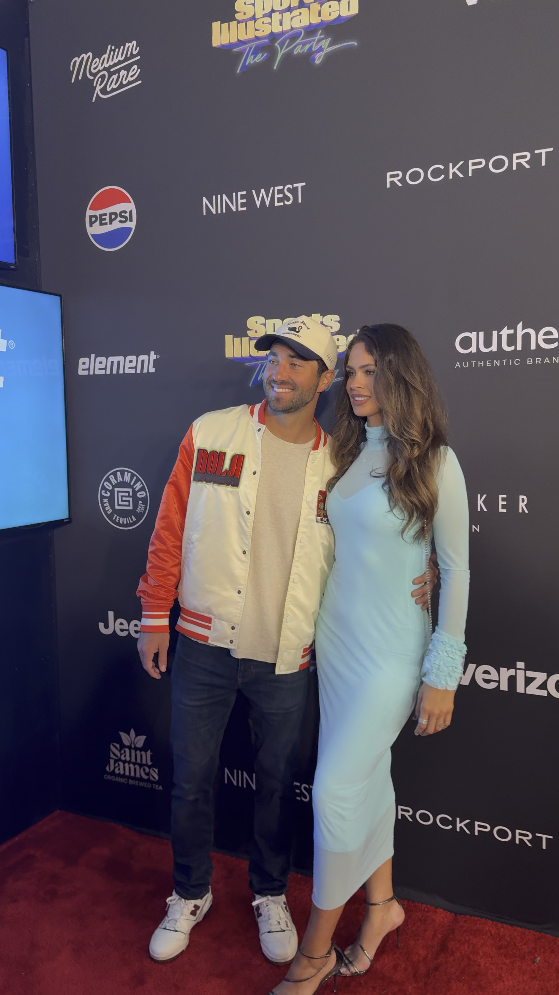 🐳🩵🌐

#LTKParties #LTKStyleTip #LTKTravel