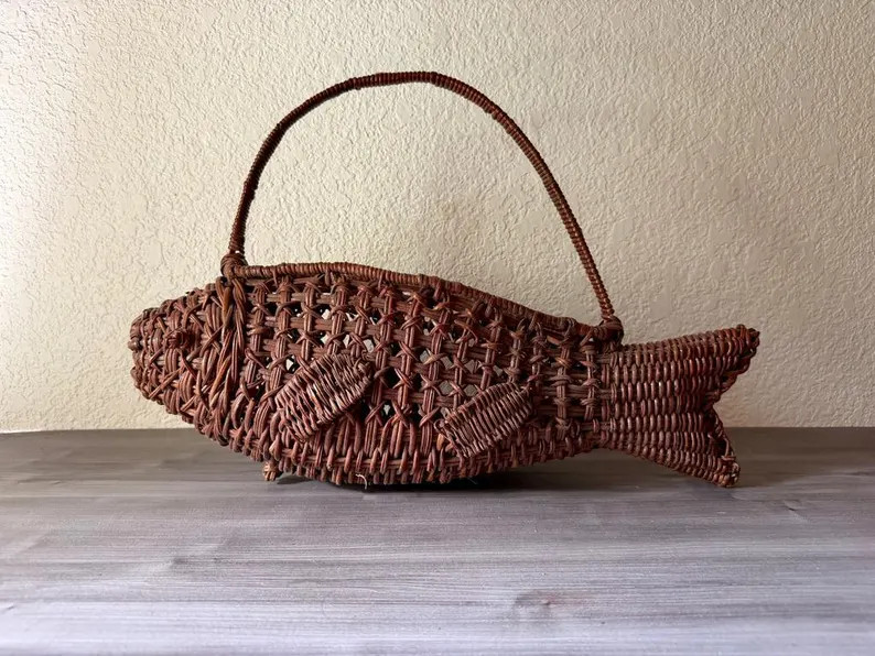 Vintage Woven Fish Purse, Vintage Wicker Fish Basket, Rustic Fisherman Home Decor, Nautical Decor | Etsy (US)