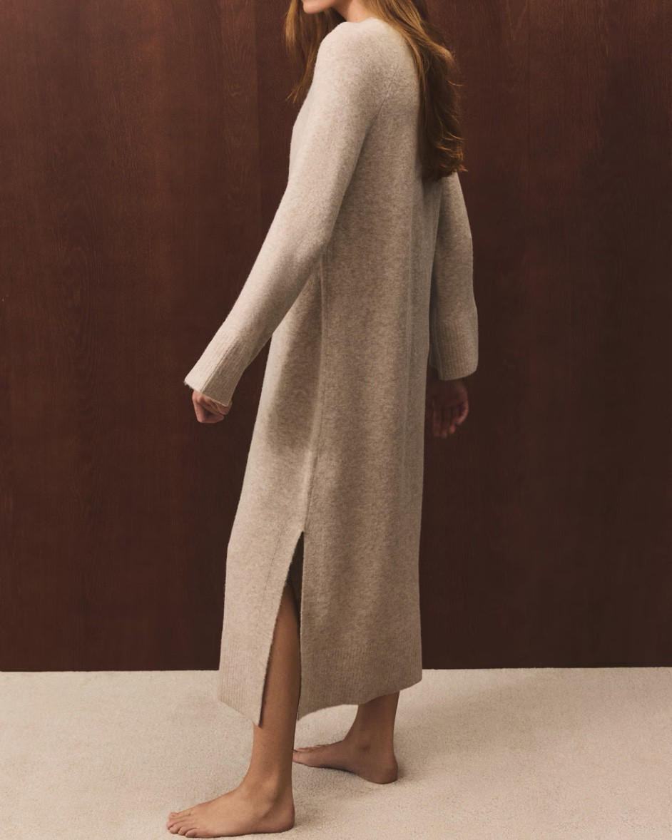 Beige maxi sweater dress

#LTKSeasonal