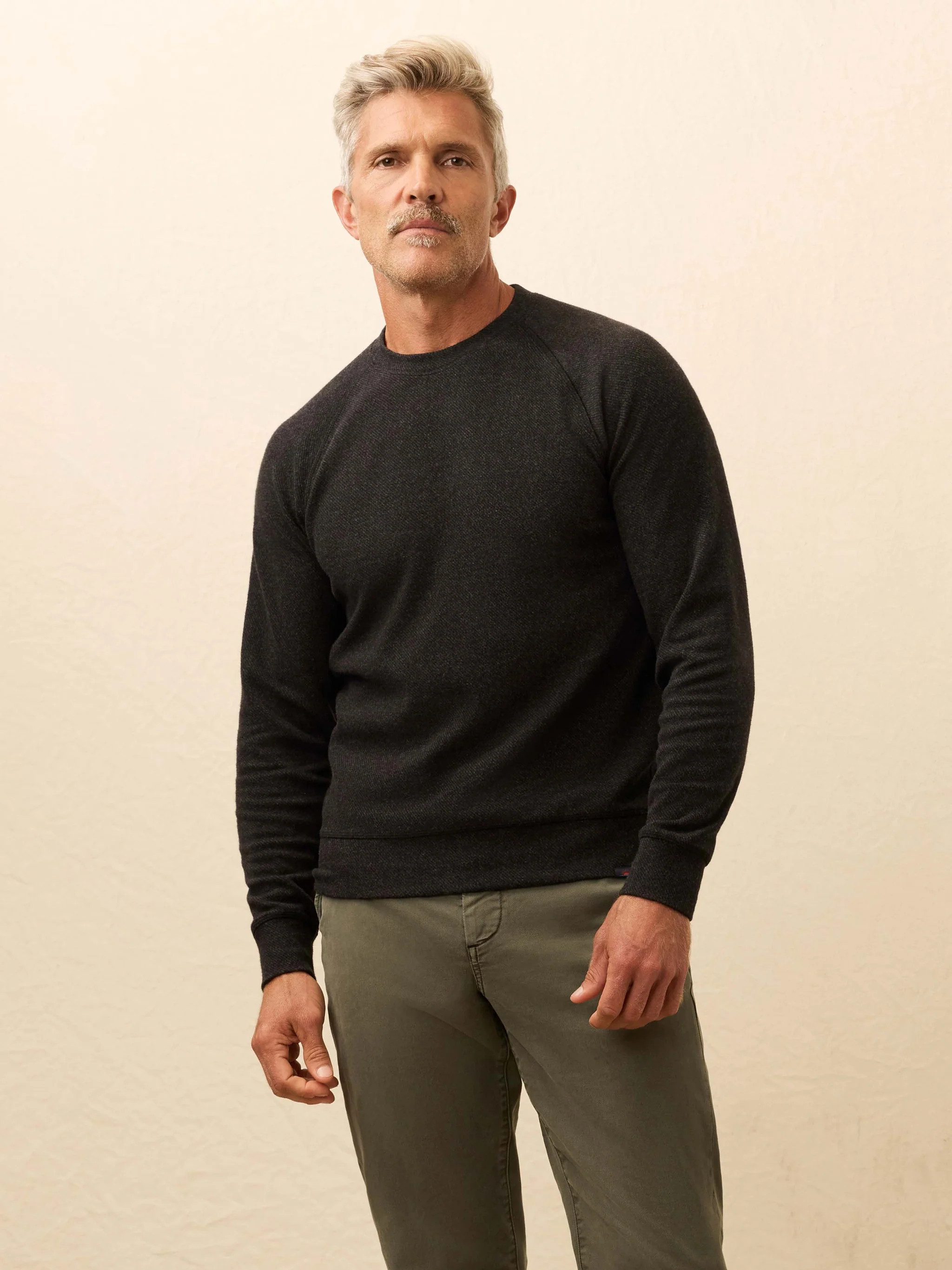Legend Sweater Crew - Heathered Black Twill | Faherty