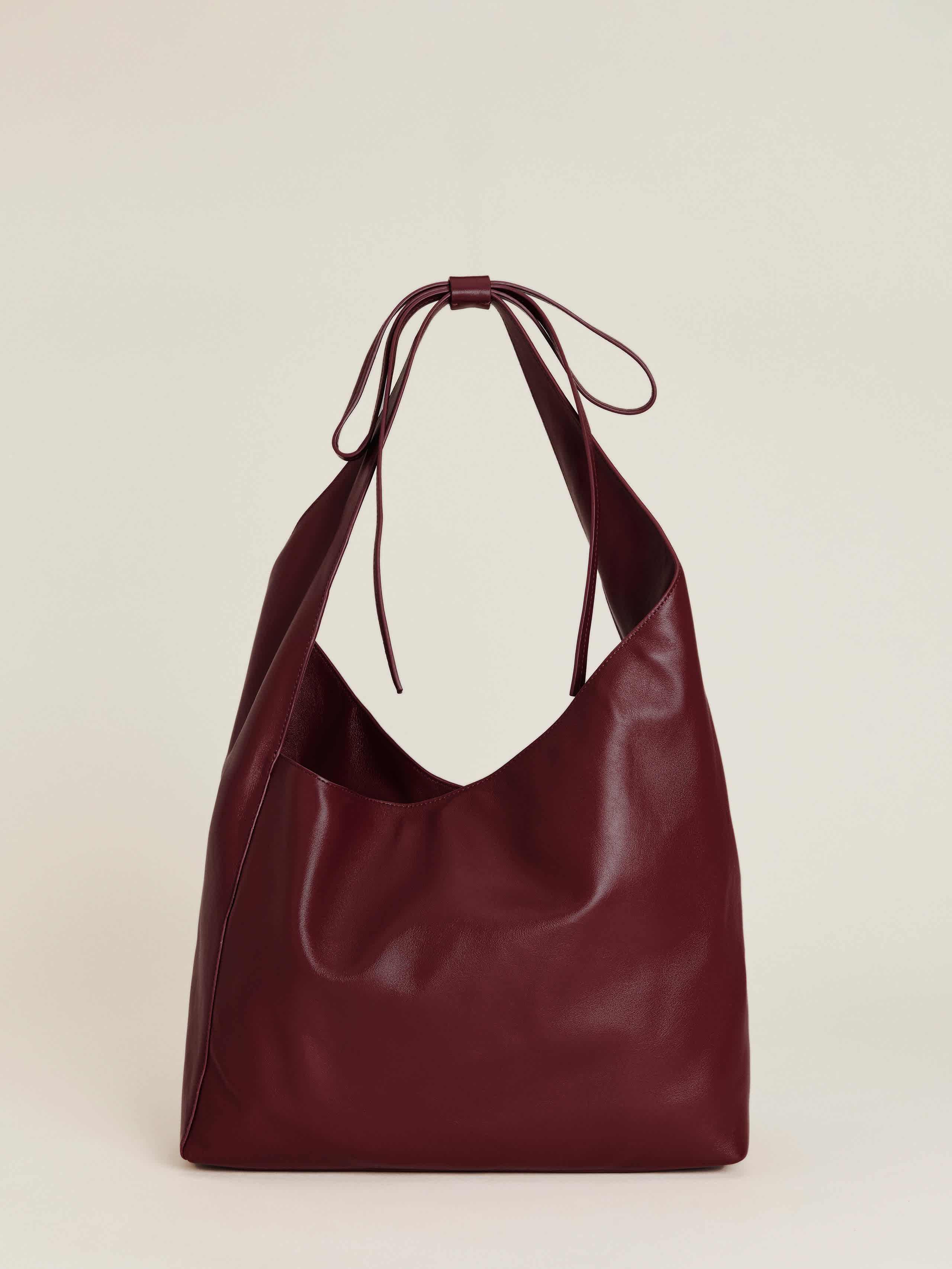 Reformation Medium Vittoria Tote Bag Red Leather | Reformation (Global)