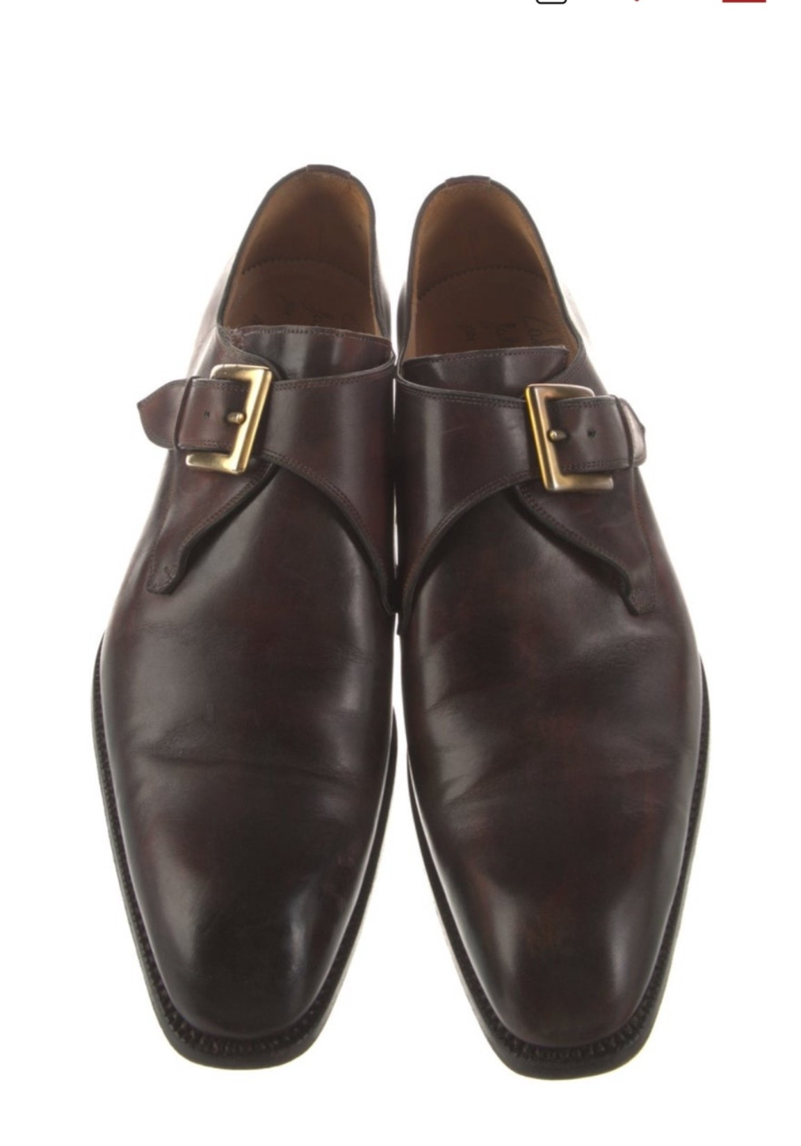 For him 🤎👞
