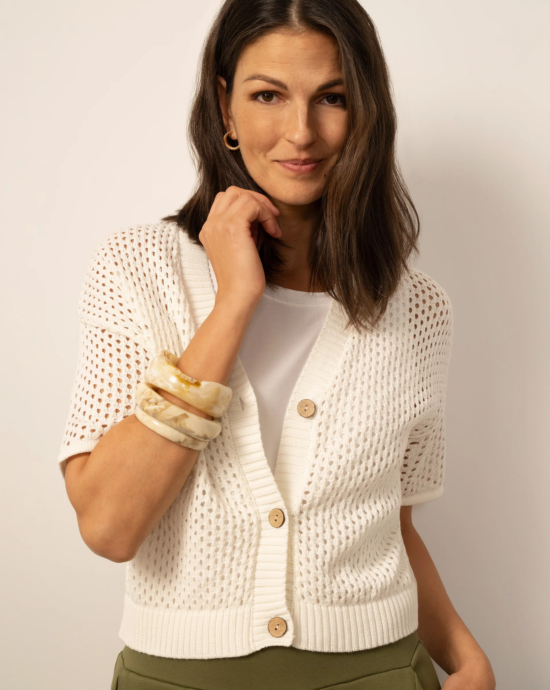 Women's Short Sleeve Button Cardigan in Snow White | Feather Gray | Cable & Gauge