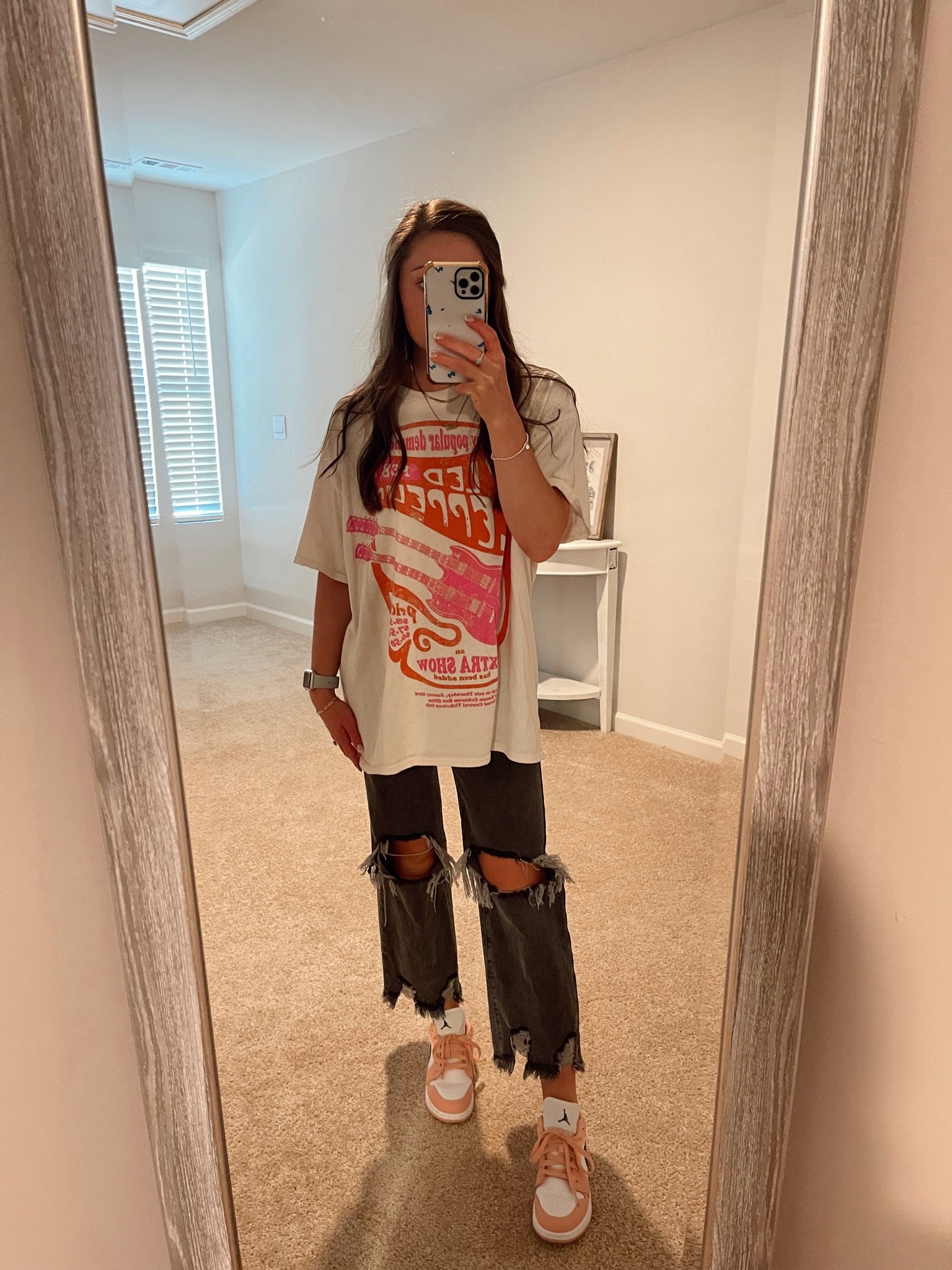 Friday fit in my fave sneaks! 

#LTKstyletip #LTKunder100 #LTKtravel