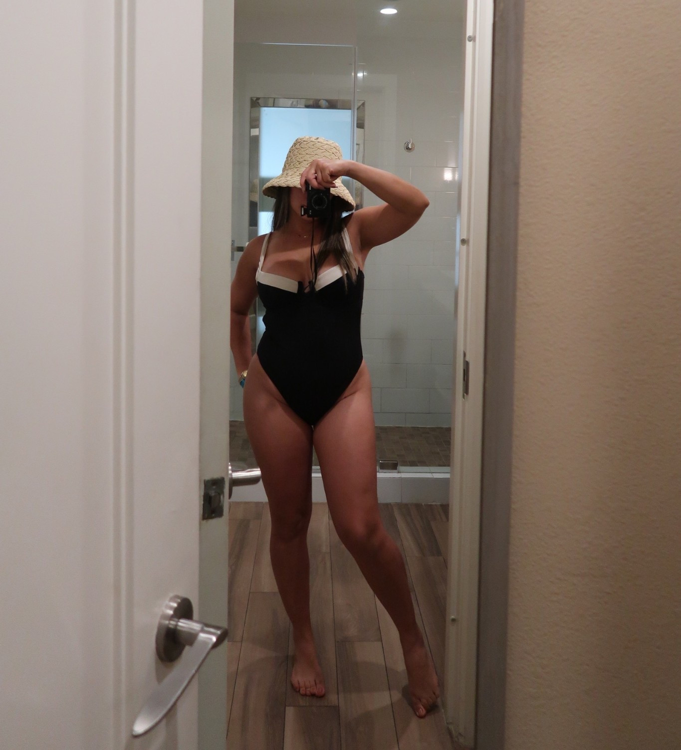 Lucir bien y cómoda nunca había sido tan fasil, gracias a este traje de baño después que soy mamá solo quiero estar linda pero a la vez sentirme bien para mi es un  10/10   🏖️ 