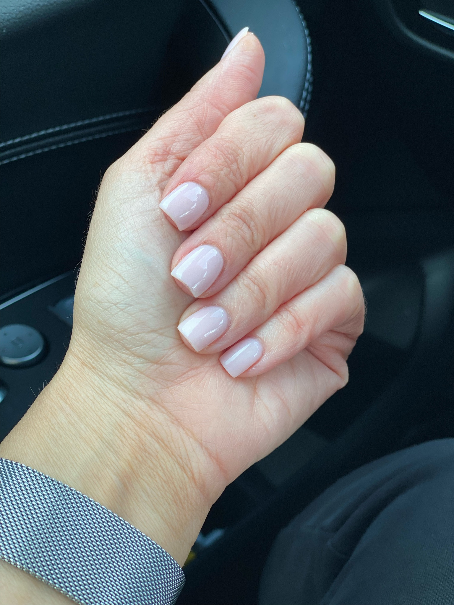 Neutral is everything.

#opi #dippowder #dipnails #nudenails #neutralnails 



#LTKstyletip #LTKunder50 #LTKunder100