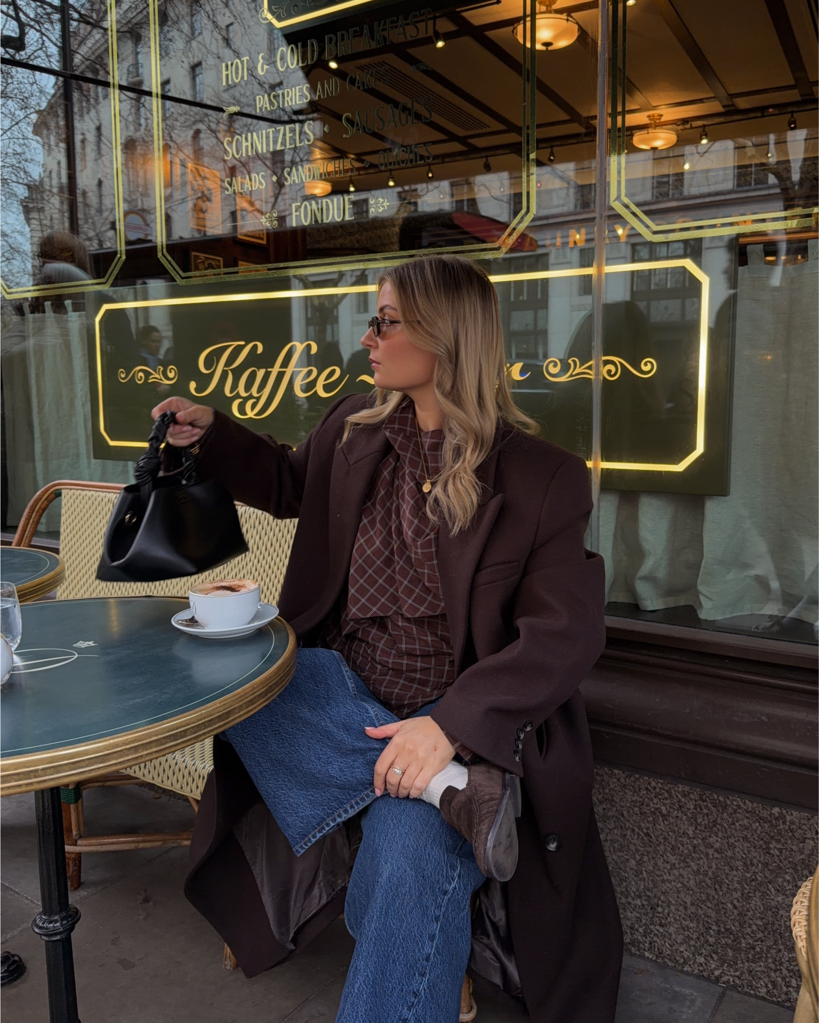 Outfit links down below! 

Been living in this shirt non stop since I got it, so easy to dress up & down 🙌🏼



#LTKspring #LTKeurope #LTKuk