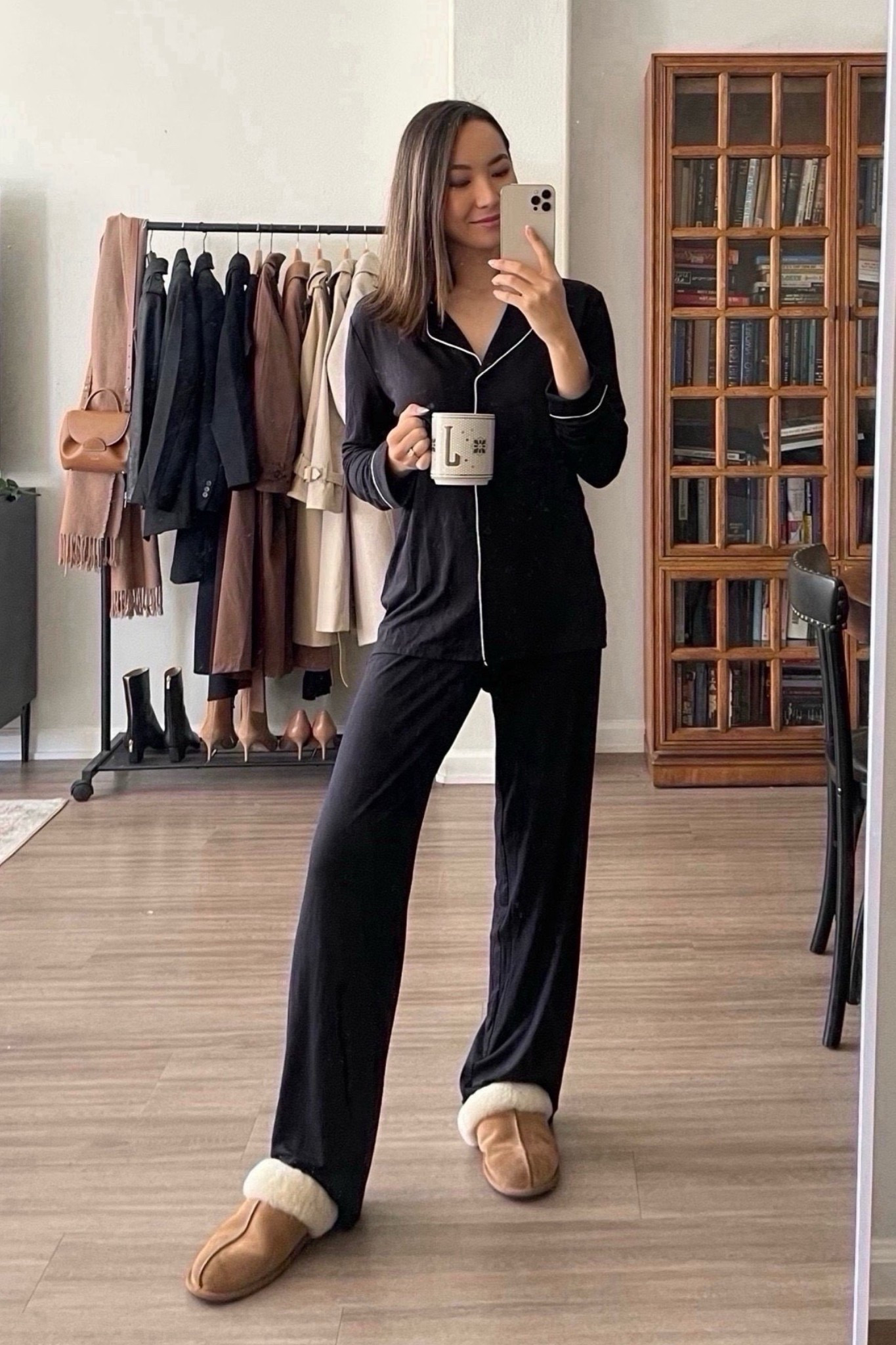 My favorite pajamas, slippers, and mug (sold out, linked similar) for any homebody’s out there! 

Cozy / homebody / for her 


#LTKHoliday #LTKGiftGuide