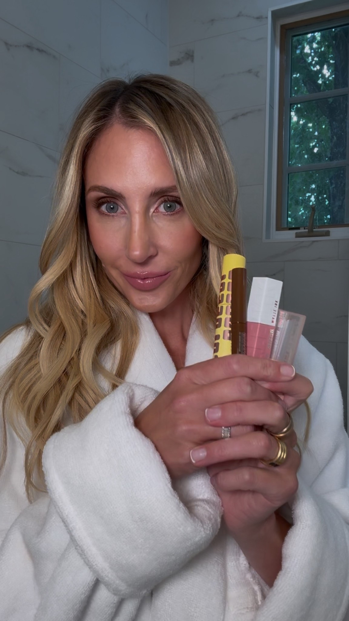 #AD Hot take, you don’t have to spend a ton to look amazing! Sharing all of my favorite Maybelline products that you can get at Target! 

@maybelline @target #AD #MaybellinePartner #TargetPartner #Target 

#LTKFindsUnder50 #LTKBeauty