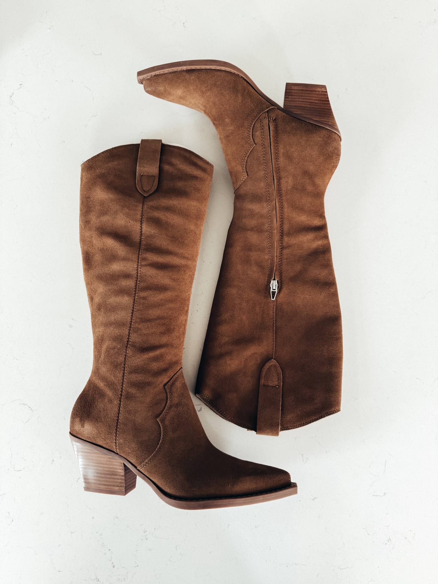 Nordstrom sale fall boot find

#LTKShoeCrush #LTKStyleTip #LTKSeasonal