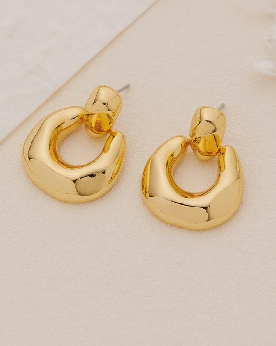 Classic gold accessories drop earrings. Look expensive and currently on sale 

#LTKSale #LTKover40 #LTKstyletip