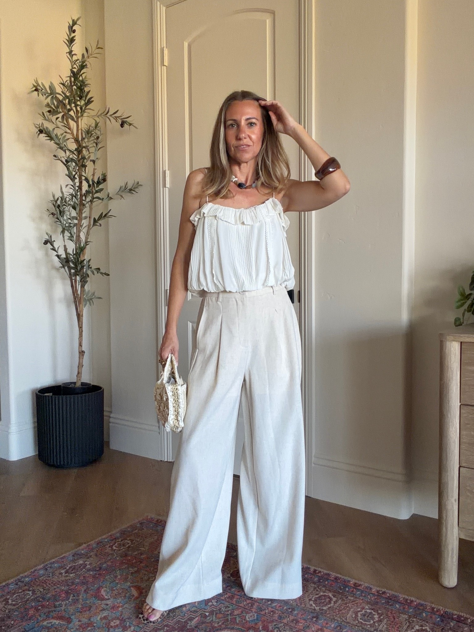 Casual chic outfit
Amazon trousers size xs
Workwear style
Aritzia look for less

#LTKgrwm #LTKootd #LTKSaleAlert
