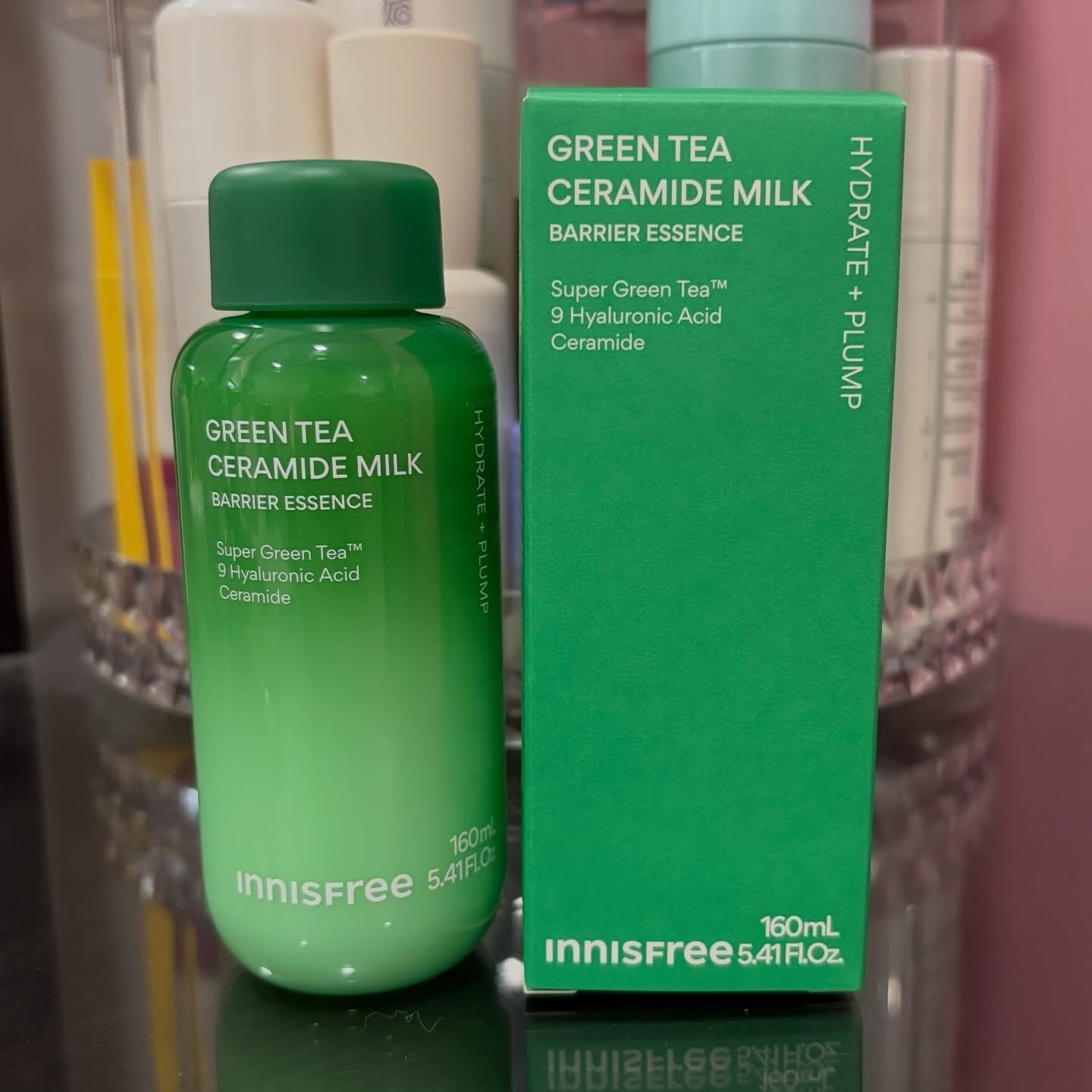 ⭐️PRODUCT REVIEW⭐️

This product was gifted to me by @innisfreeusa and @hwahae_global_official in exchange for my honest review.

The Innisfree Green Tea Ceramide Milk is something I truly enjoy. This milky toner is great for lightweight hydration and skin barrier support. It has a thin watery consistency that is fast absorbing and feels very soothing on the skin. I think this would be great for all skin types, even sensitive skin. If you have any dry or flaky patches this helps tremendously. It provides a nice dewiness to the skin and is something I’ve really enjoying adding to my daily skincare routine.

#innisfree #innisfreegreentea #greenteamilkceramide #milkytoner #skinbarrier