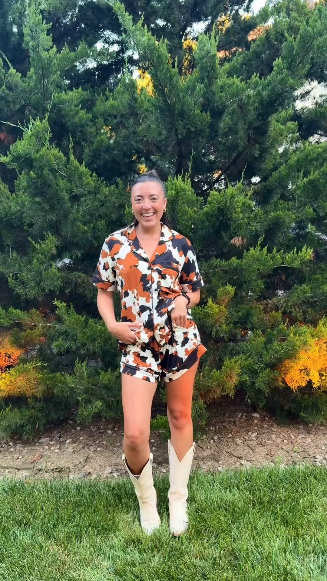 Okay! How cute are these cow print pajamas! 

Super soft and so adorable! Beauty Sleep Social from @Kohl's wearing size small

#LTKootd #LTKmorningroutine #LTKgrwm