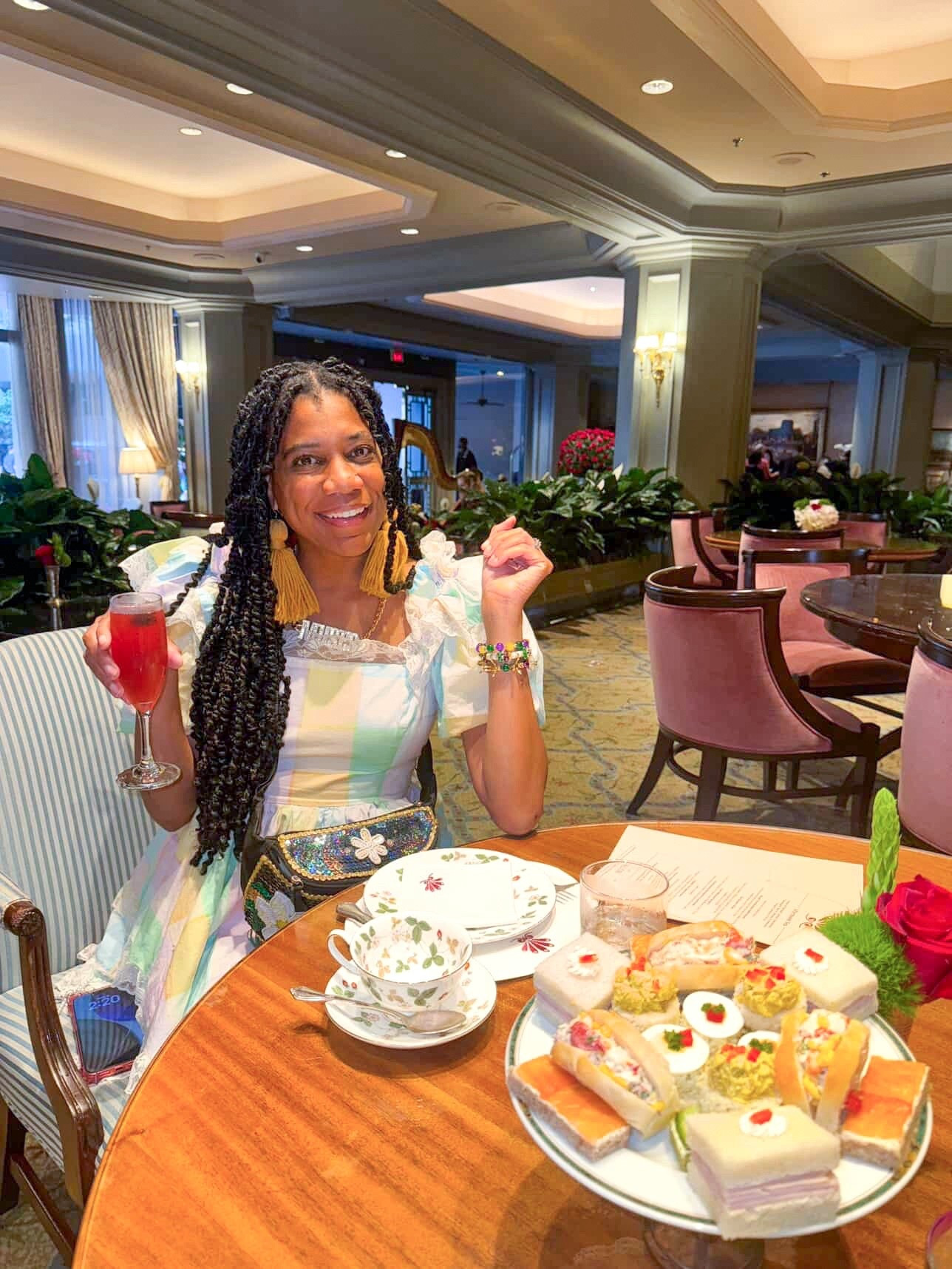 Selfie brunch sugar grill dress +
Mustard fringe earrings

#LTKootd #LTKdayinmylife #LTKmomlife