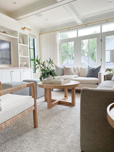 Great room coffee table, living room decor, neutral modern home decor

#LTKHome #LTKSeasonal